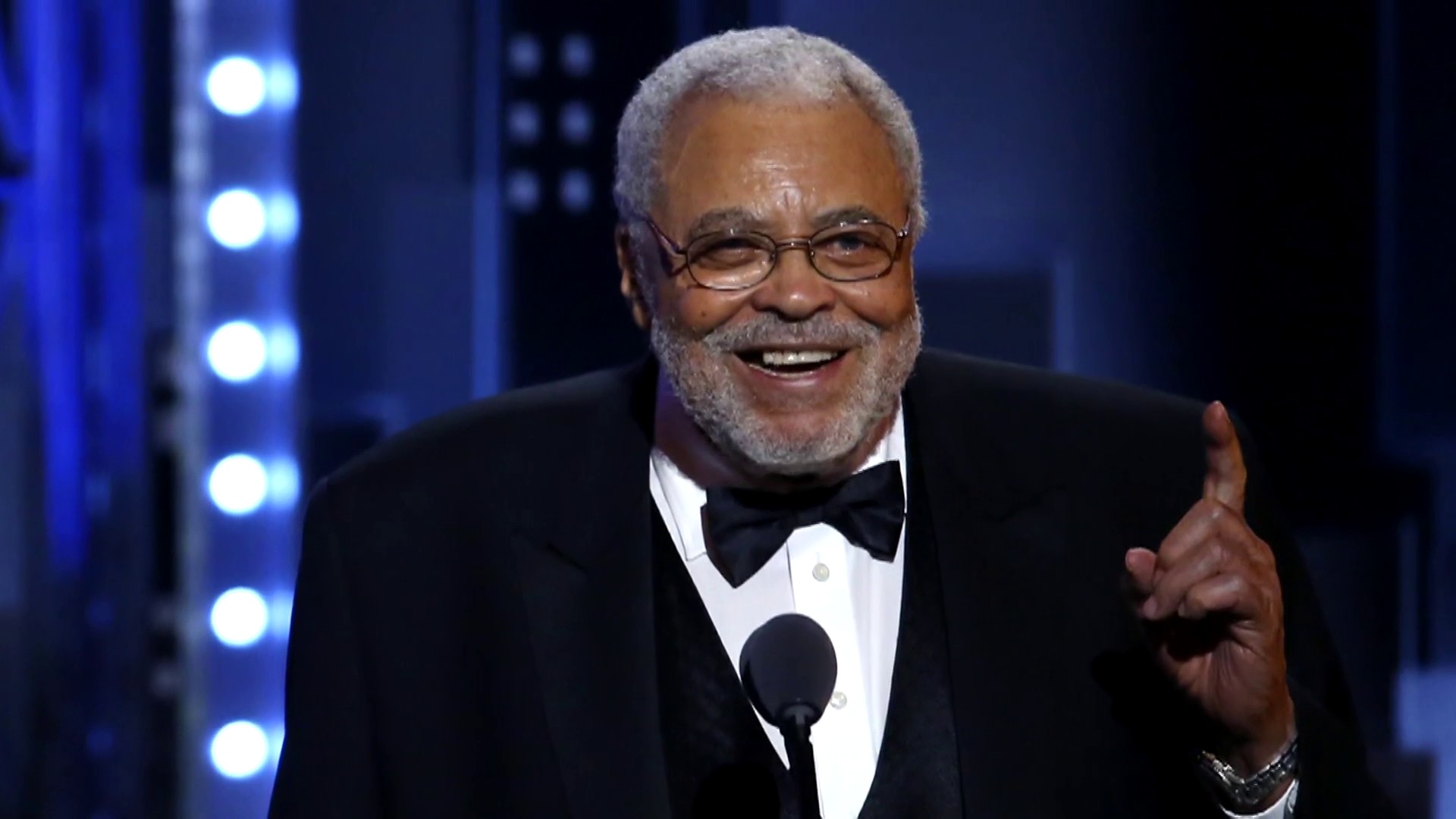 Remembering James Earl Jones: Look back at his life and legacy