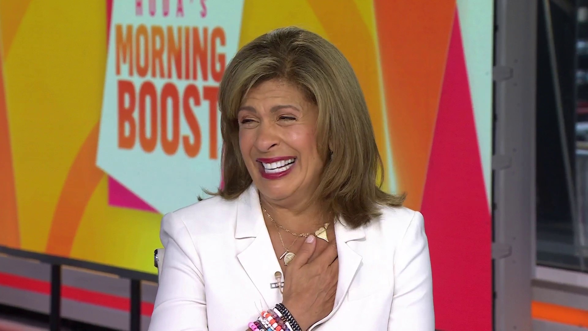 Friends, fans post reactions to Hoda's news she's leaving TODAY