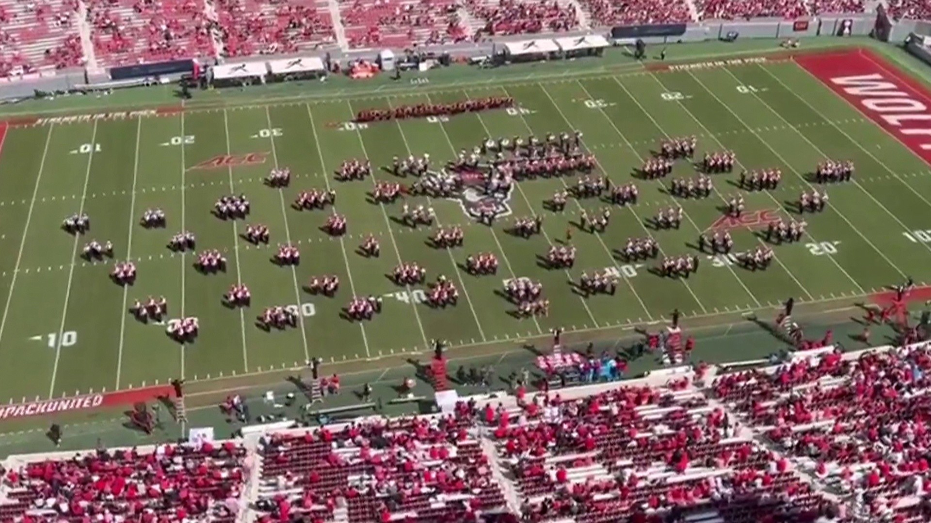 Rival marching bands come together in moving hurricane tribute