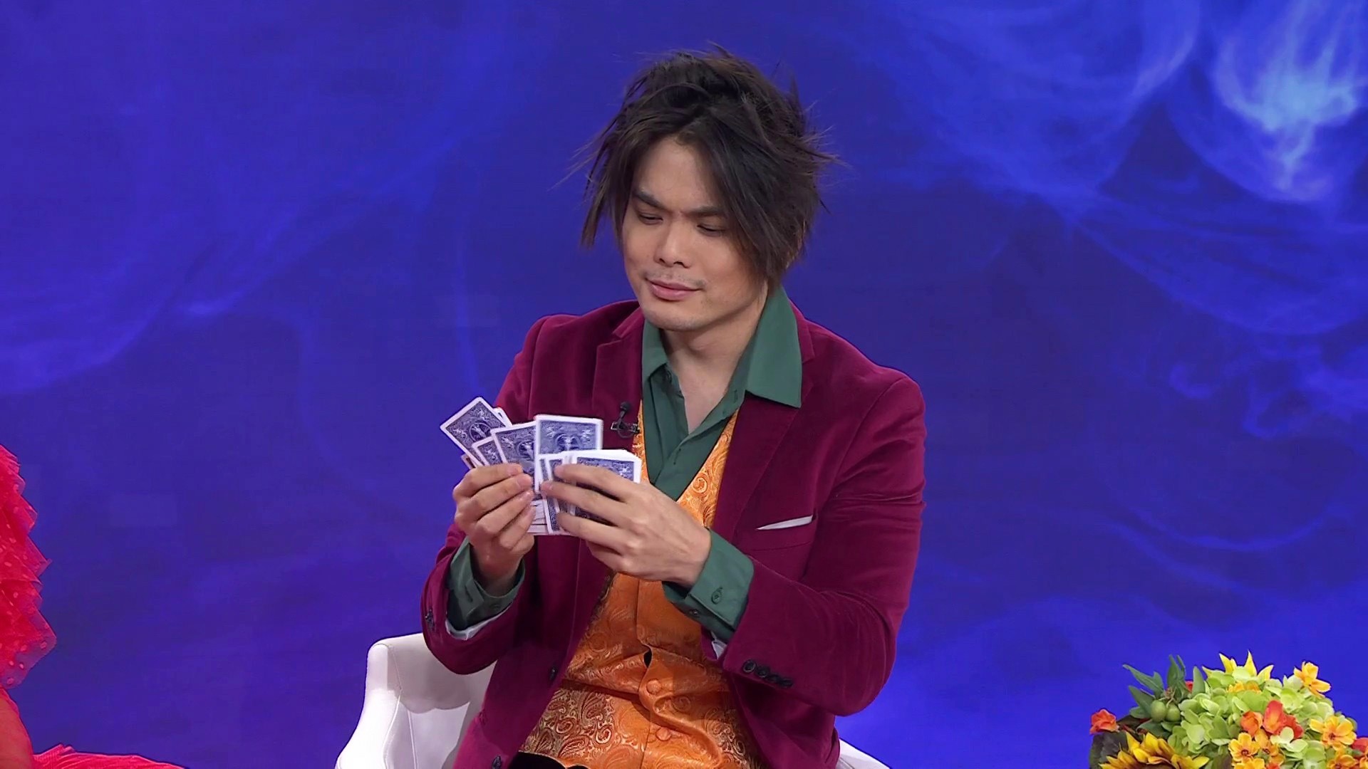 Shin Lim dazzles the TODAY anchors with mind-bending card tricks