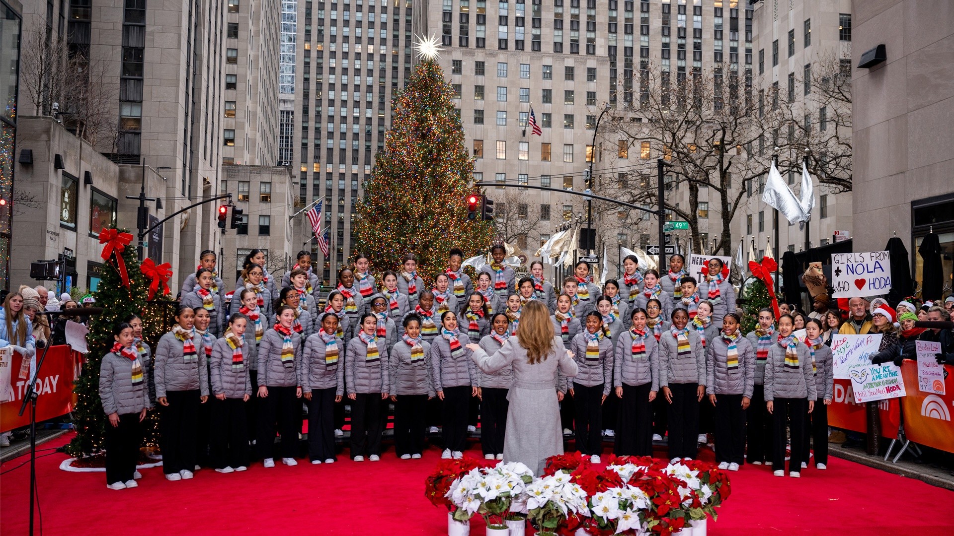 Young People's Chorus of New York City perform 'Joy to the World'