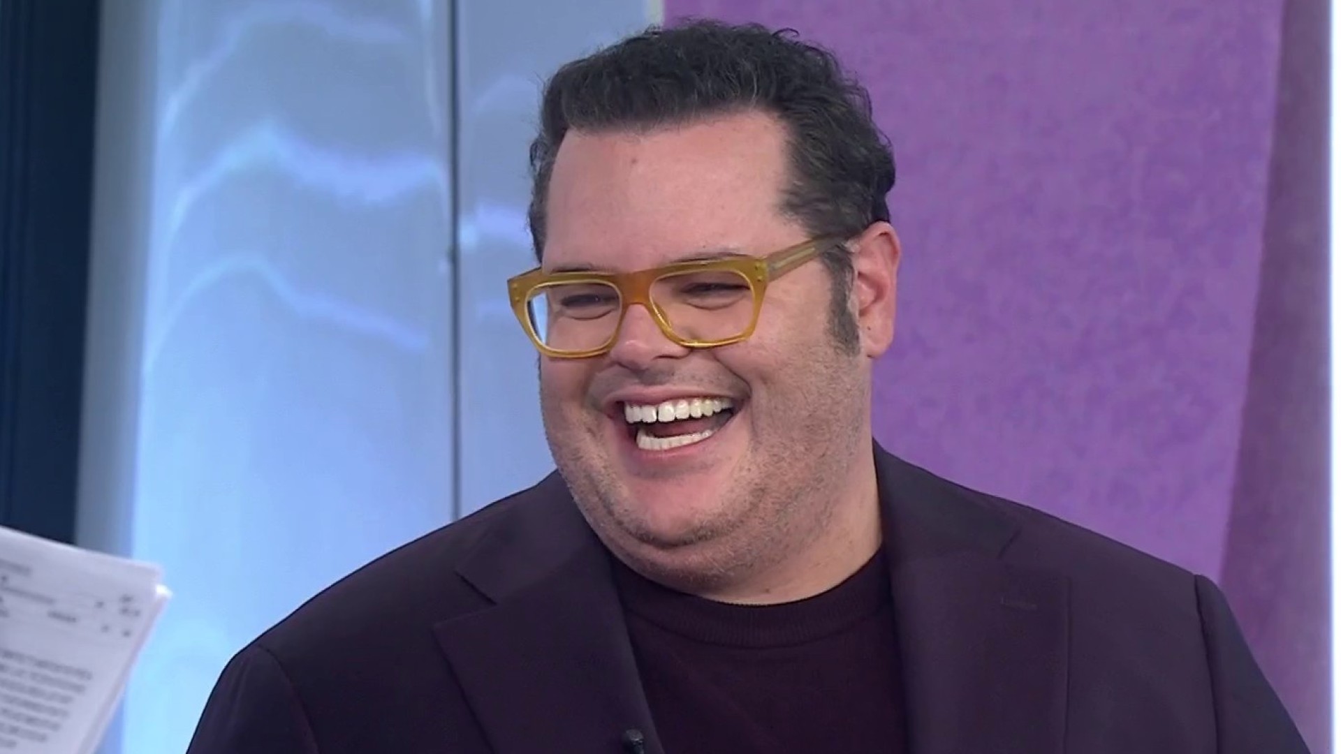 Josh Gad talks new memoir, therapeutic comedy, parenting, more