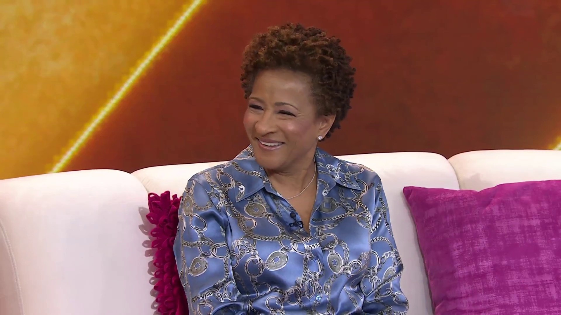 Wanda Sykes talks comedy tour, friendship with Regina Hall, more