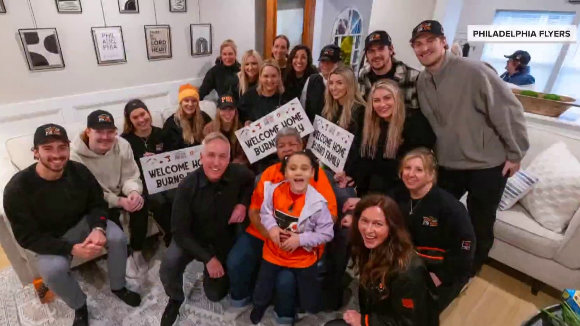 NHL Flyers surprise mother-daughter duo with home renovation