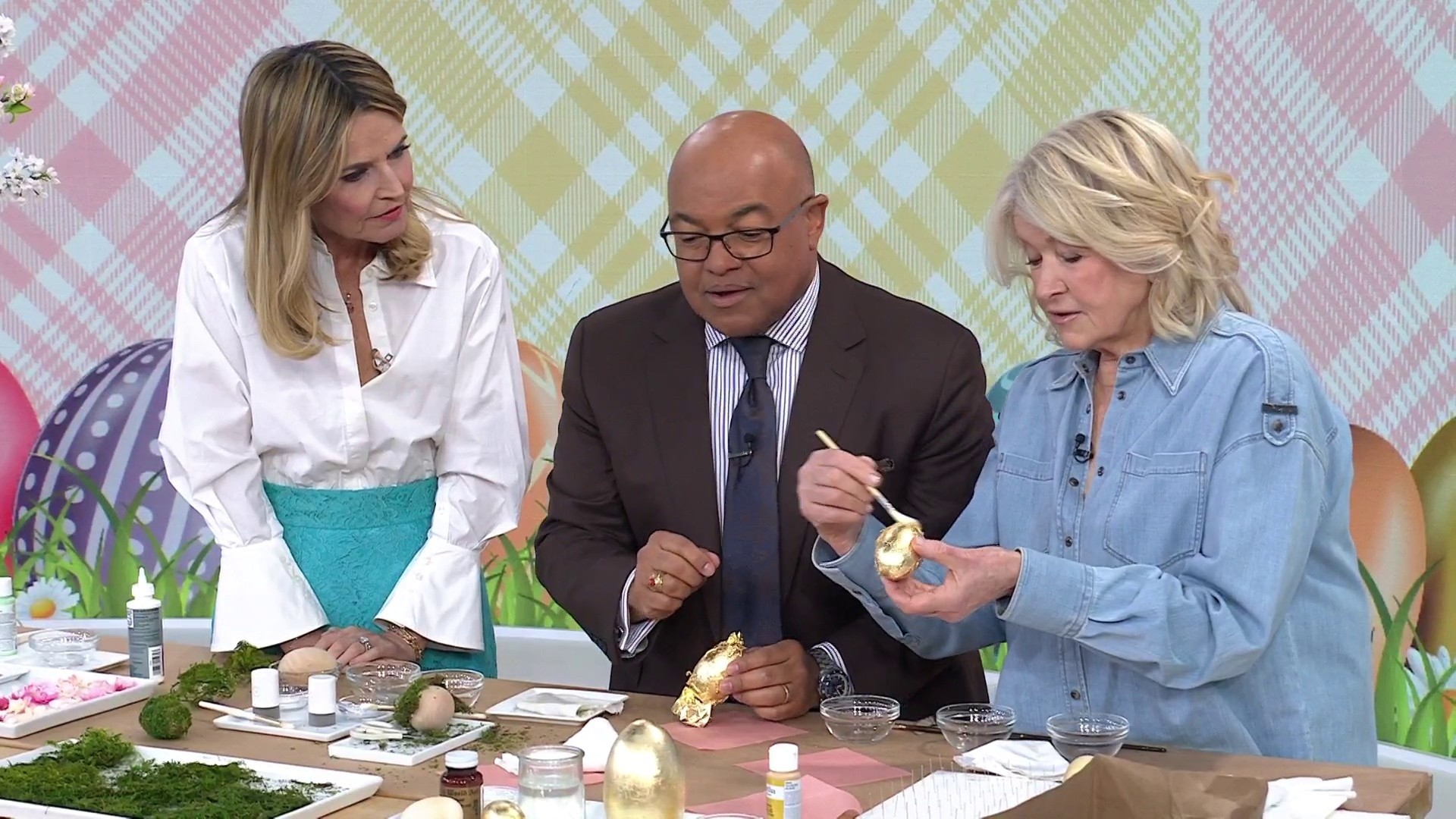 Martha Stewart shares last-minute decorating tips for Easter