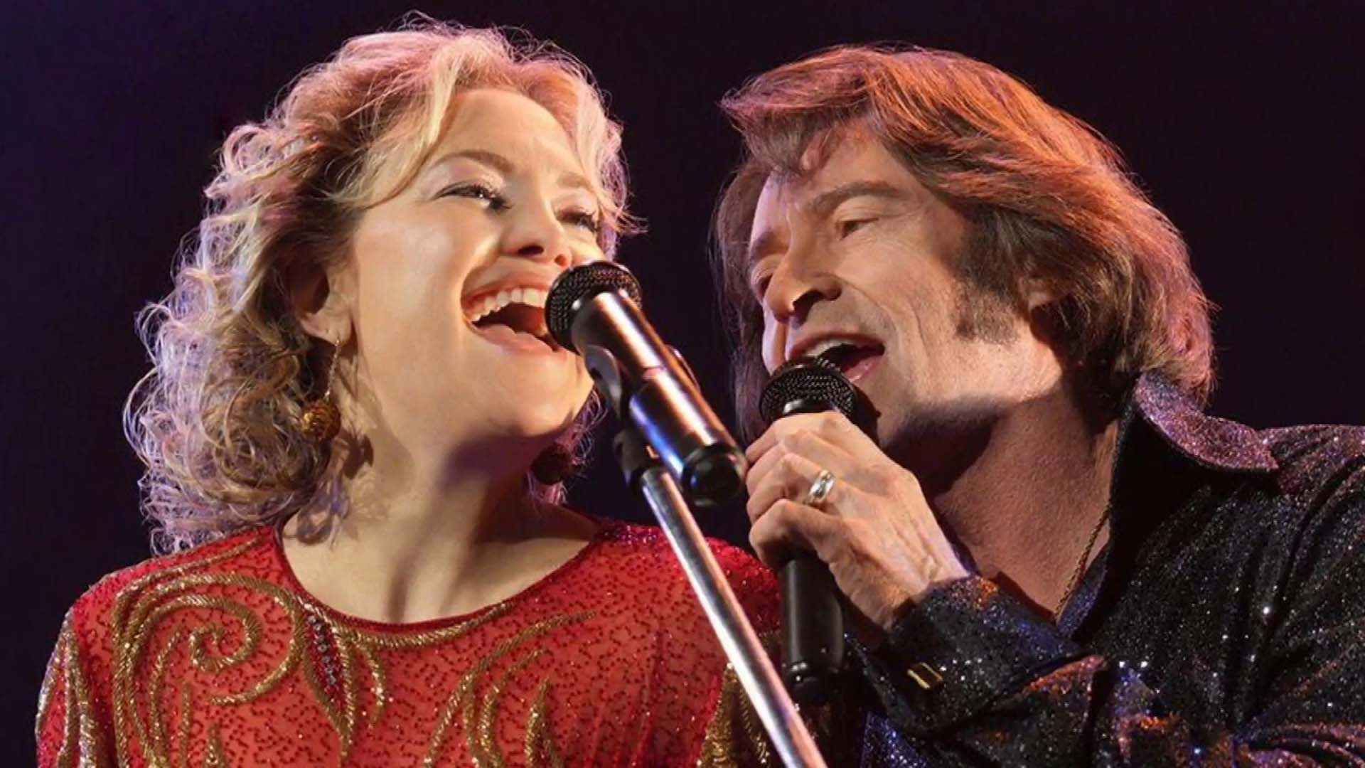 See Kate Hudson and Hugh Jackman in 'Song Sung Blue' preview