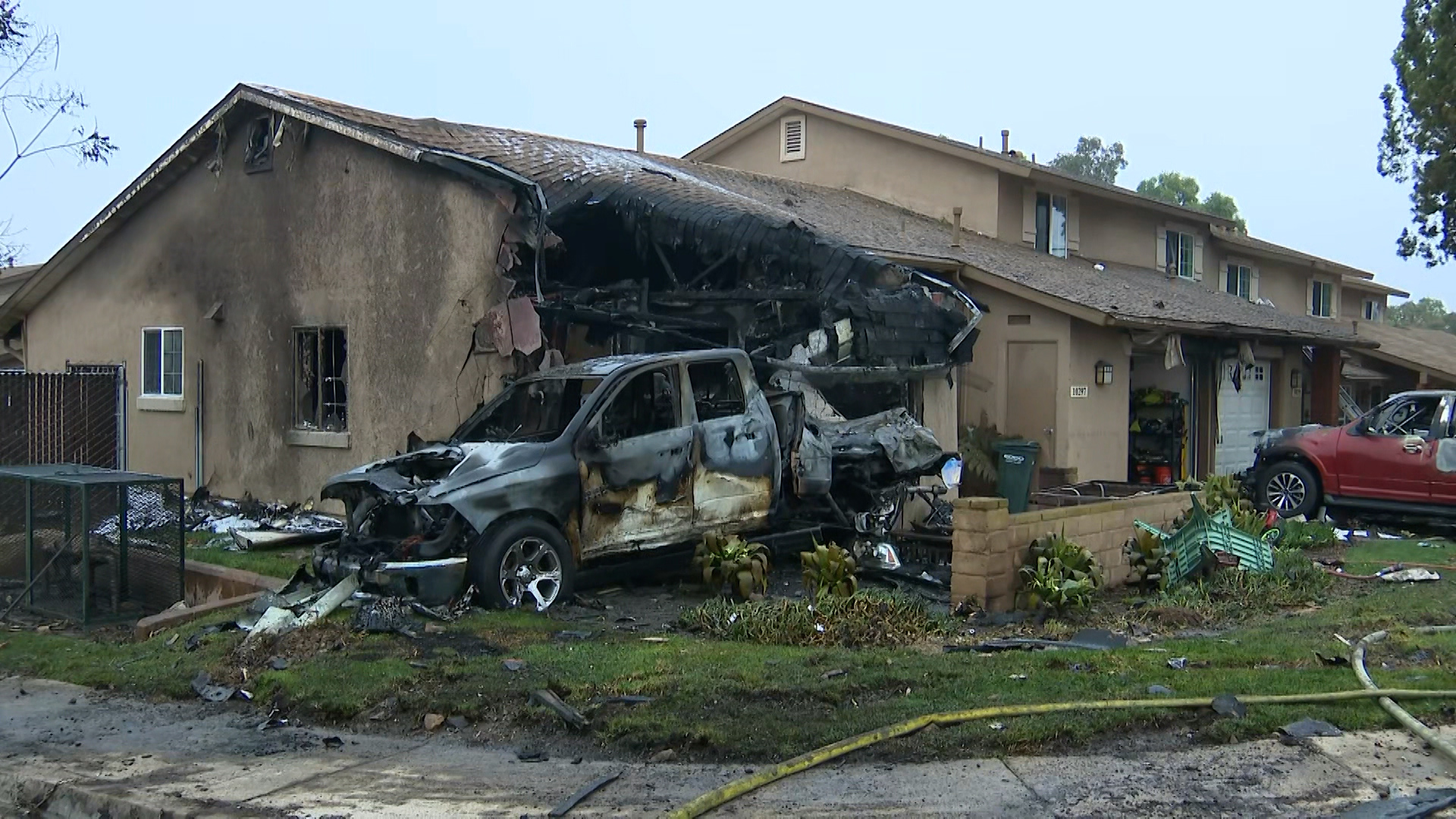 Daylight reveals aftermath of San Diego plane crash