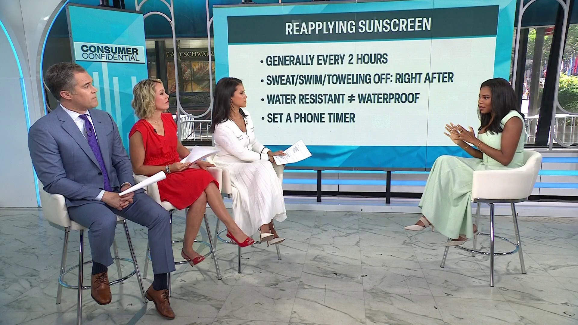 Sunscreen Safety 101: How to Reapply, When to Replace It, More