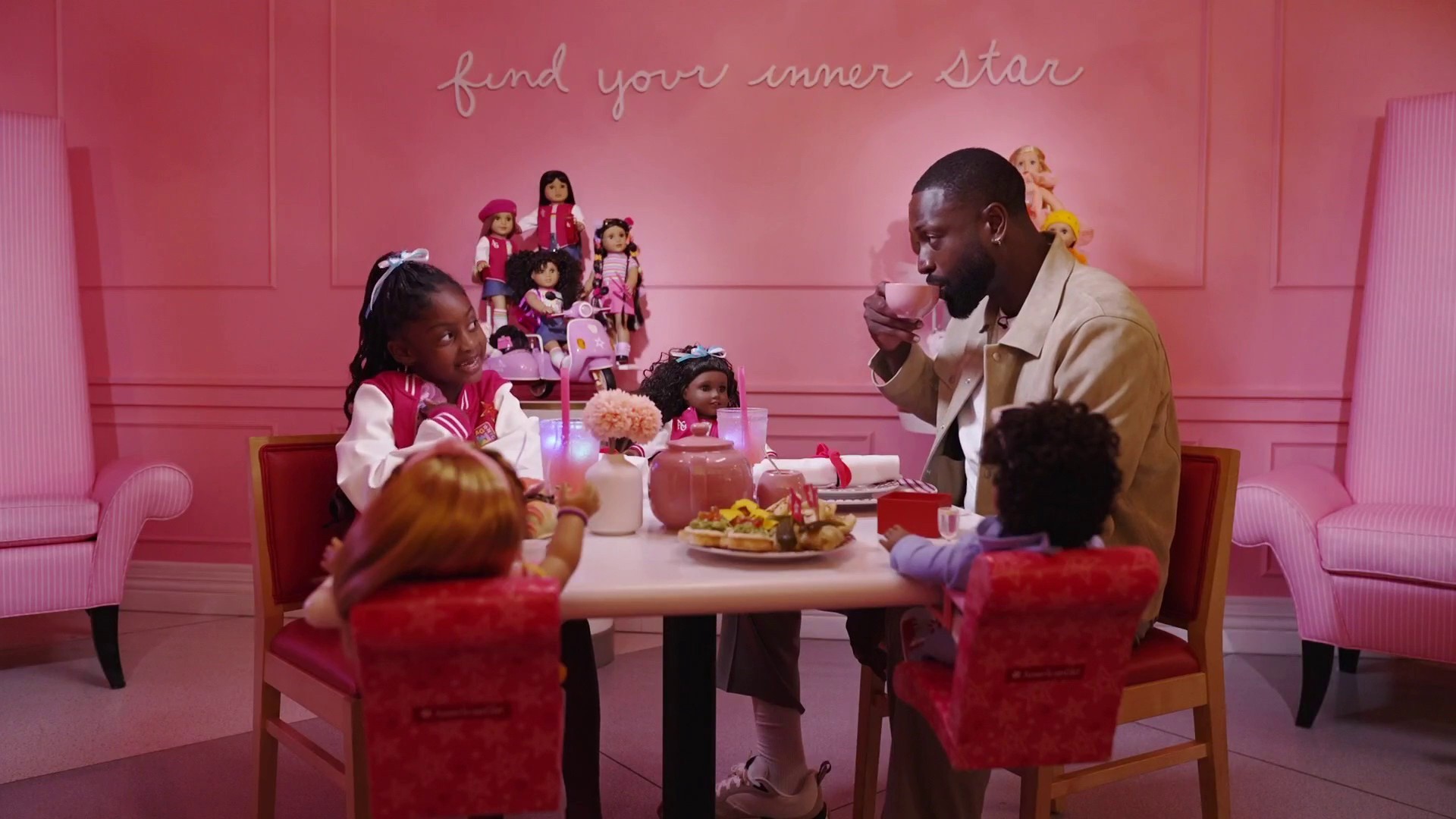 Dwyane Wade and His Daughter Visit the American Girl Store