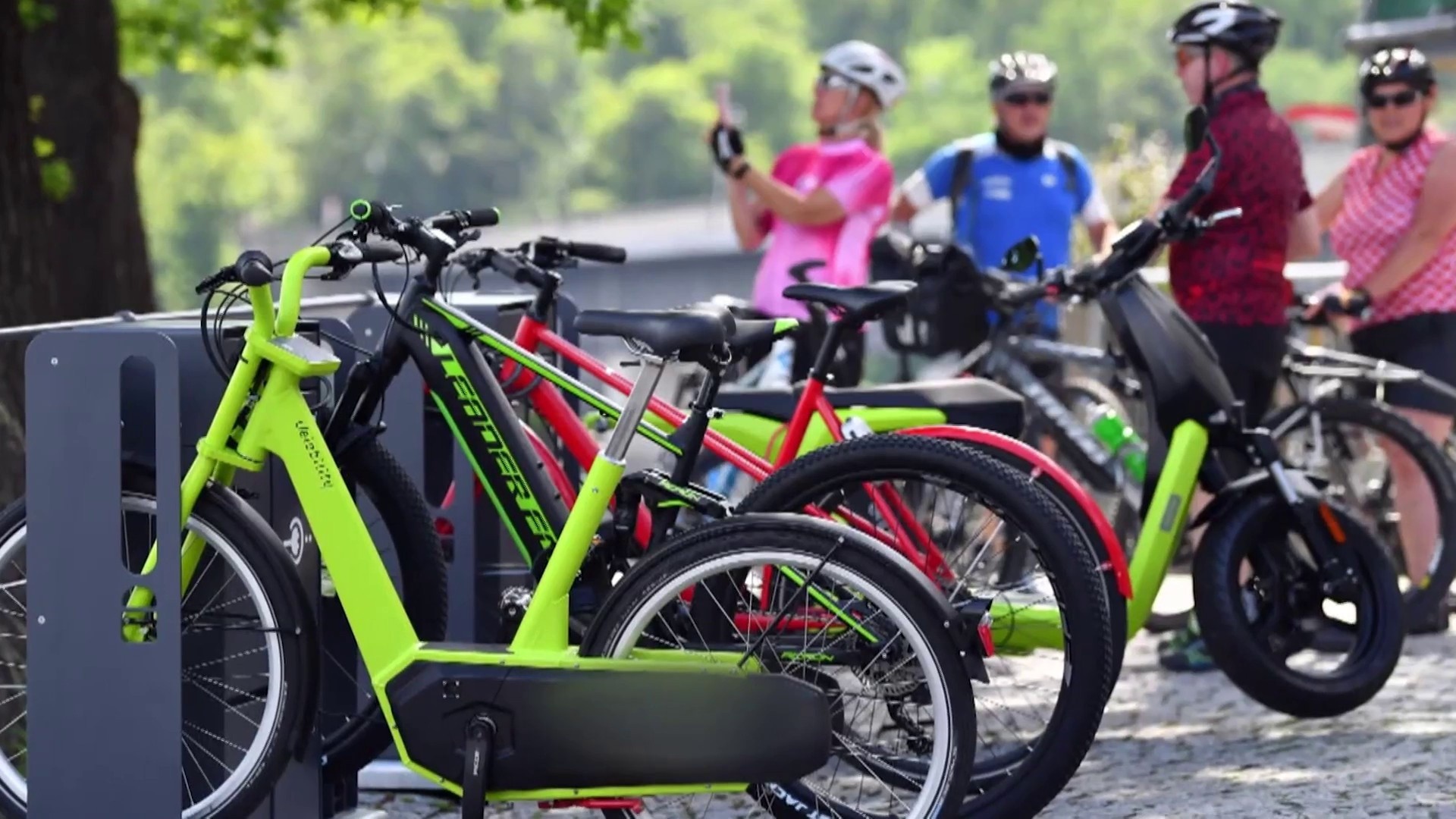 Why Doctors Are Raising Concerns About Kids Riding E-Bikes
