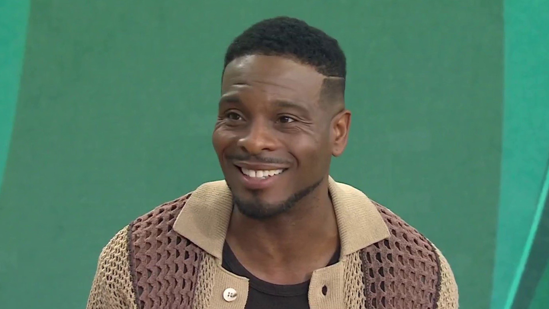 Kel Mitchell Shares All the Fixings for Kel's Burger Fest