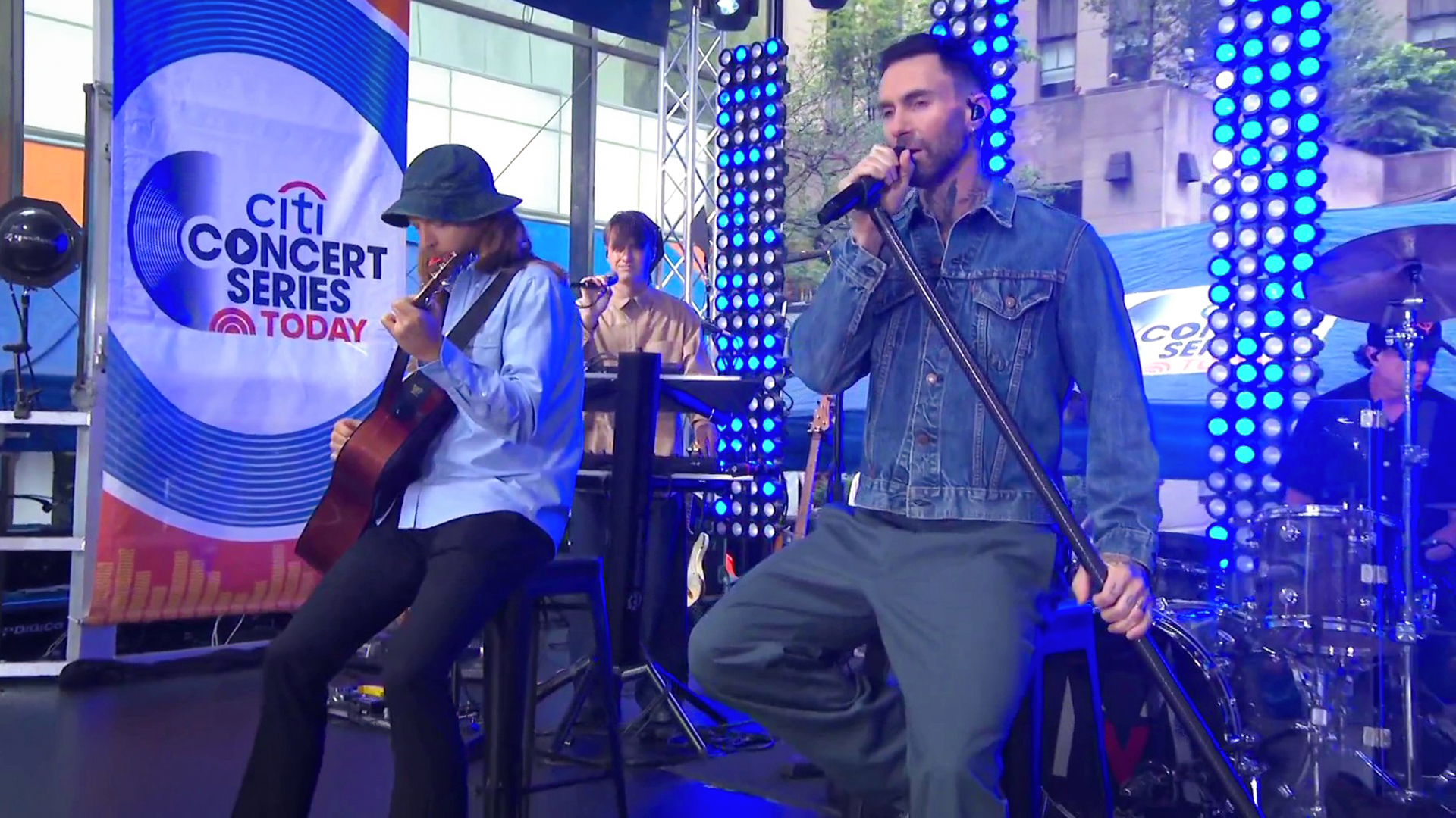 Maroon 5 Performs New Song 'California' Live on TODAY