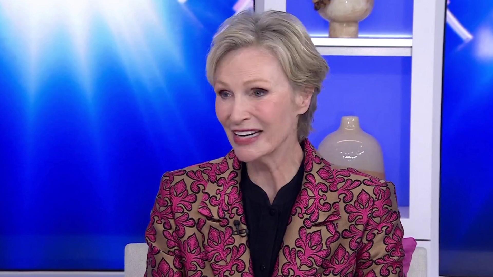 Jane Lynch Talks 'Celebrity Weakest Link,' 'Glee' Reunion, More