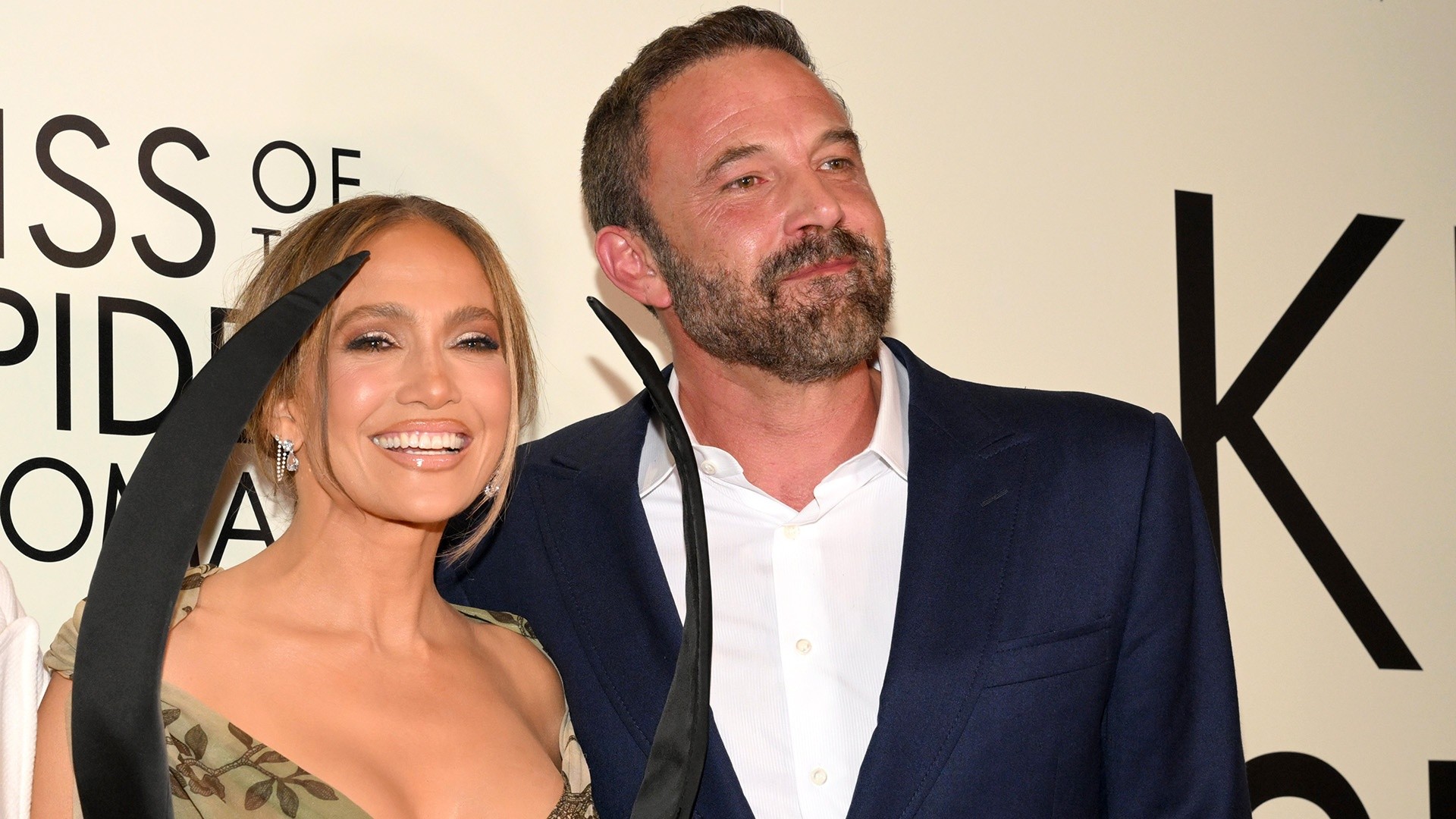 Ben Affleck, Jennifer Lopez Reunite for 'Spider Woman' Premiere