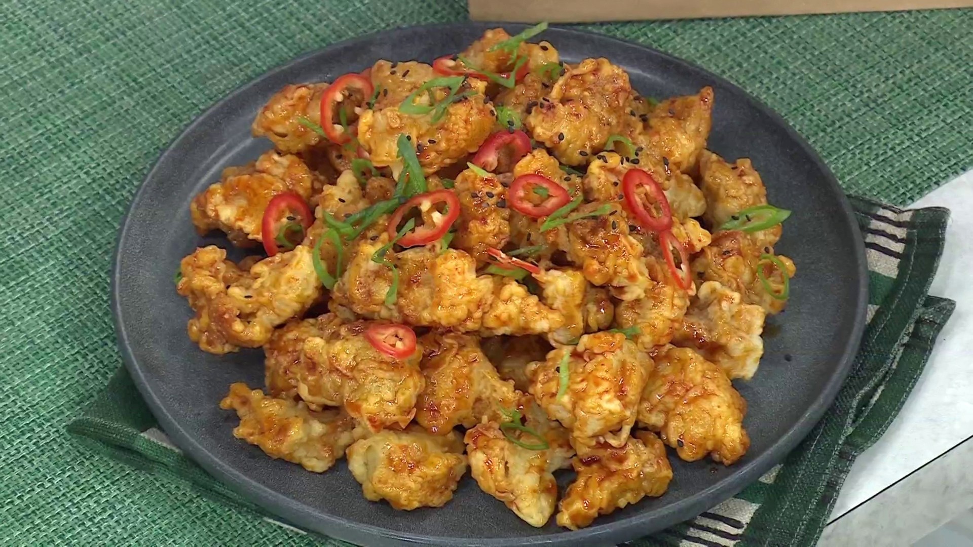Get the Perfect Crisp With This Korean Fried Chicken Bites Recipe