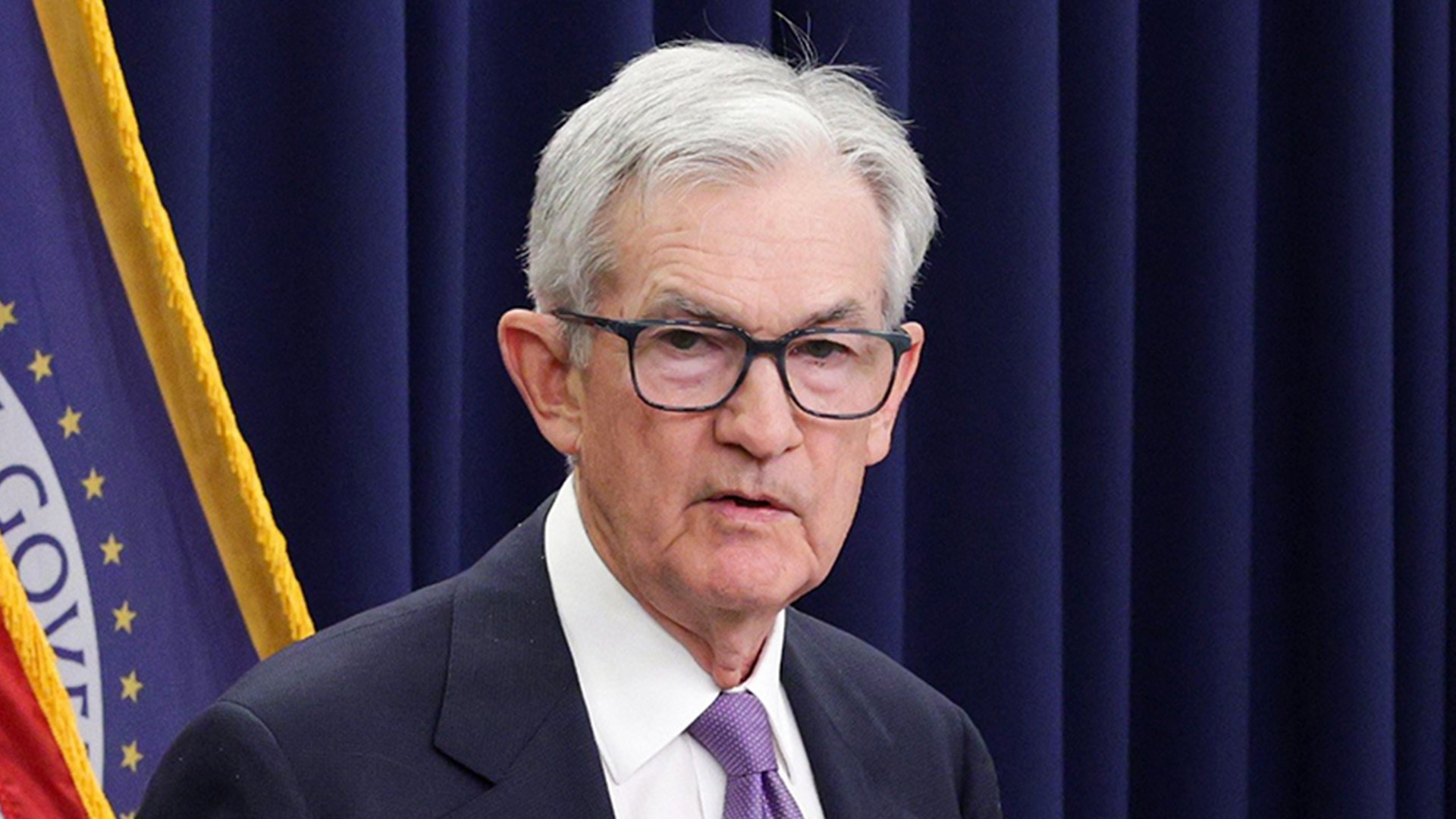Federal Reserve Cuts Interest Rate in Push to Boost Economy