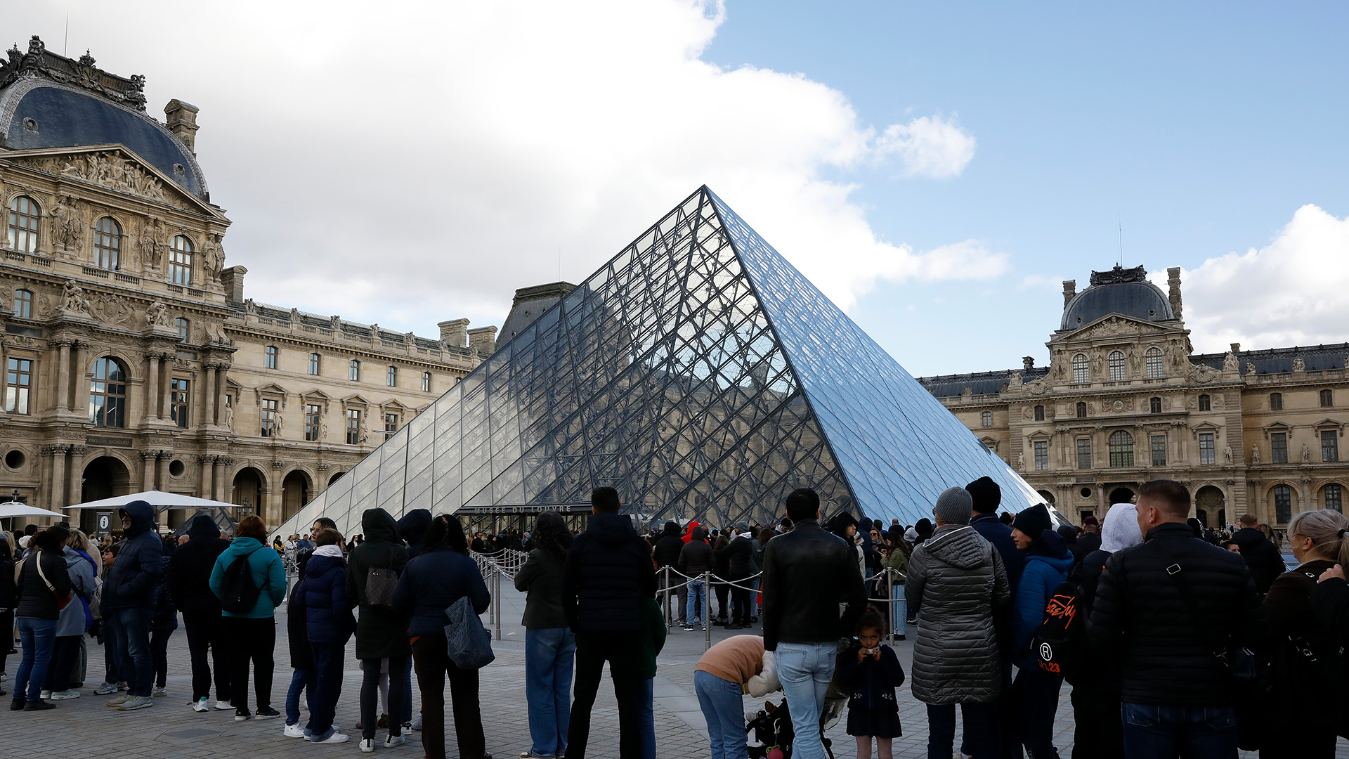 Louvre Jewelry Heist Suspects 'Partially Admit' Involvement