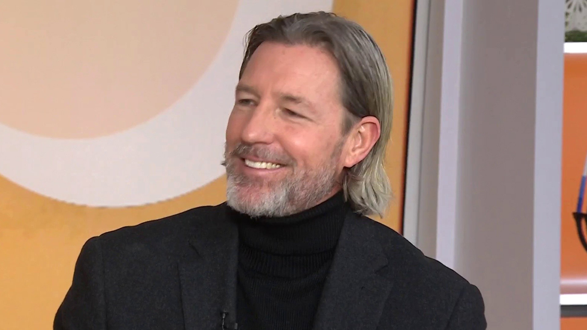 Ed Burns Talks Reuniting With the Cast for 'The Family McMullen'