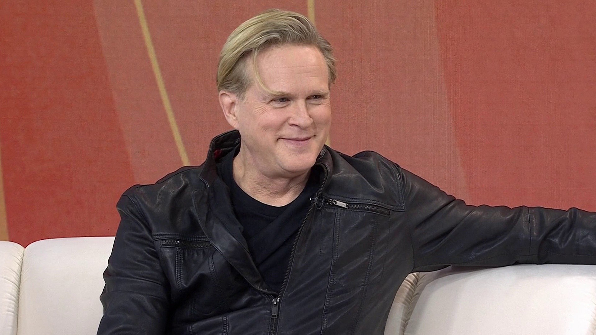 Cary Elwes on Transporting Back to 1970s in 'Dead Man's Wire'