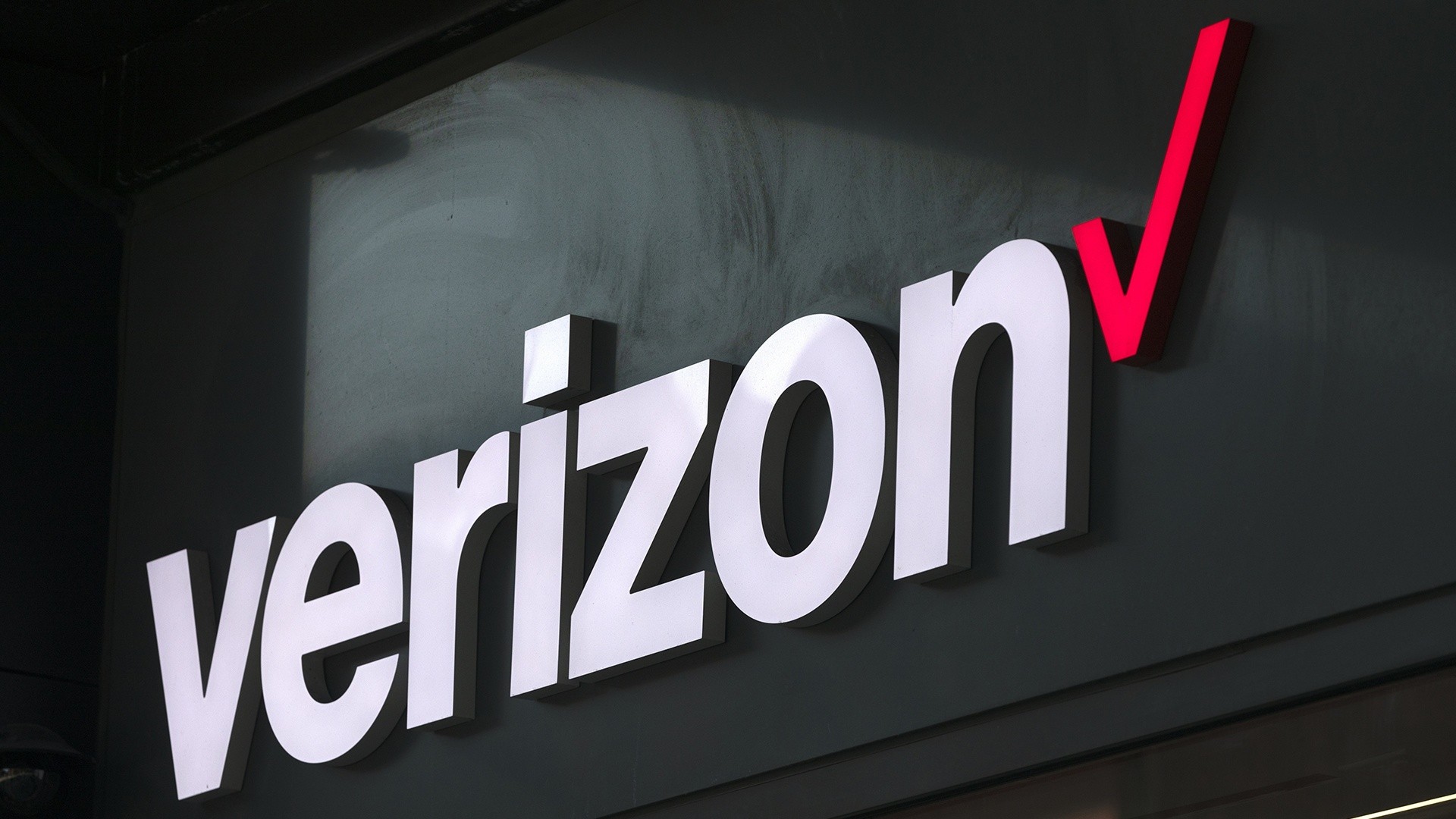 Verizon Resolves Widespread Outage That Cut Service for Hours