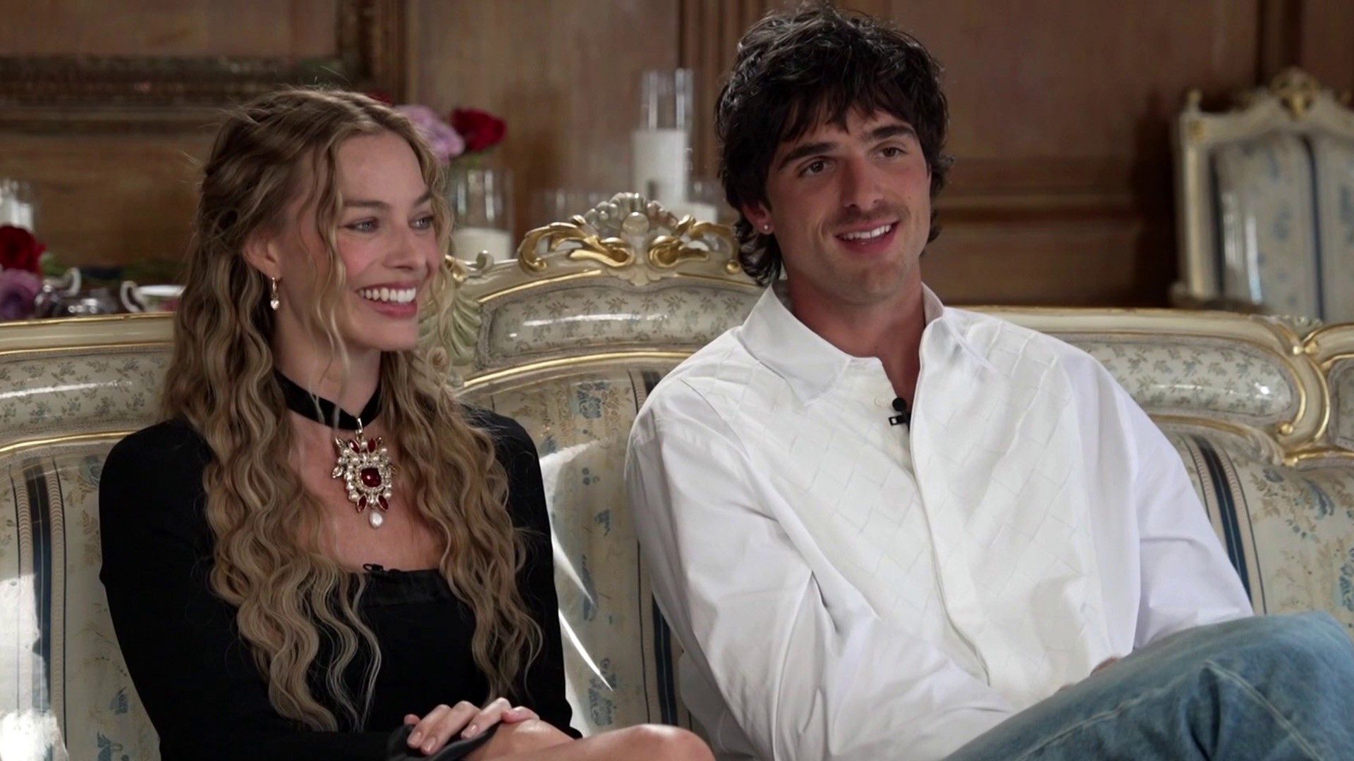 Margot Robbie, Jacob Elordi Talk Chemistry in 'Wuthering Heights'