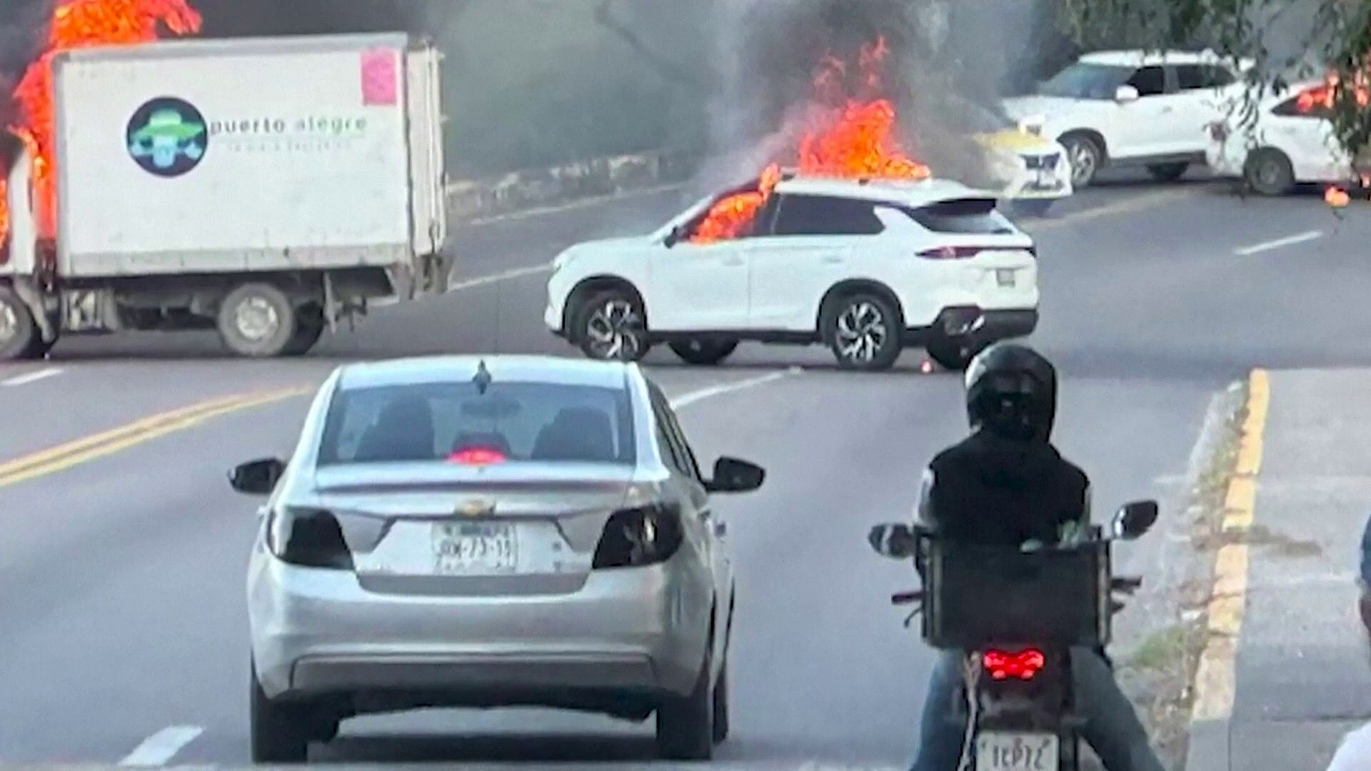 US Tourists Trying to Flee Cartel Violence in Mexico Share Ordeal