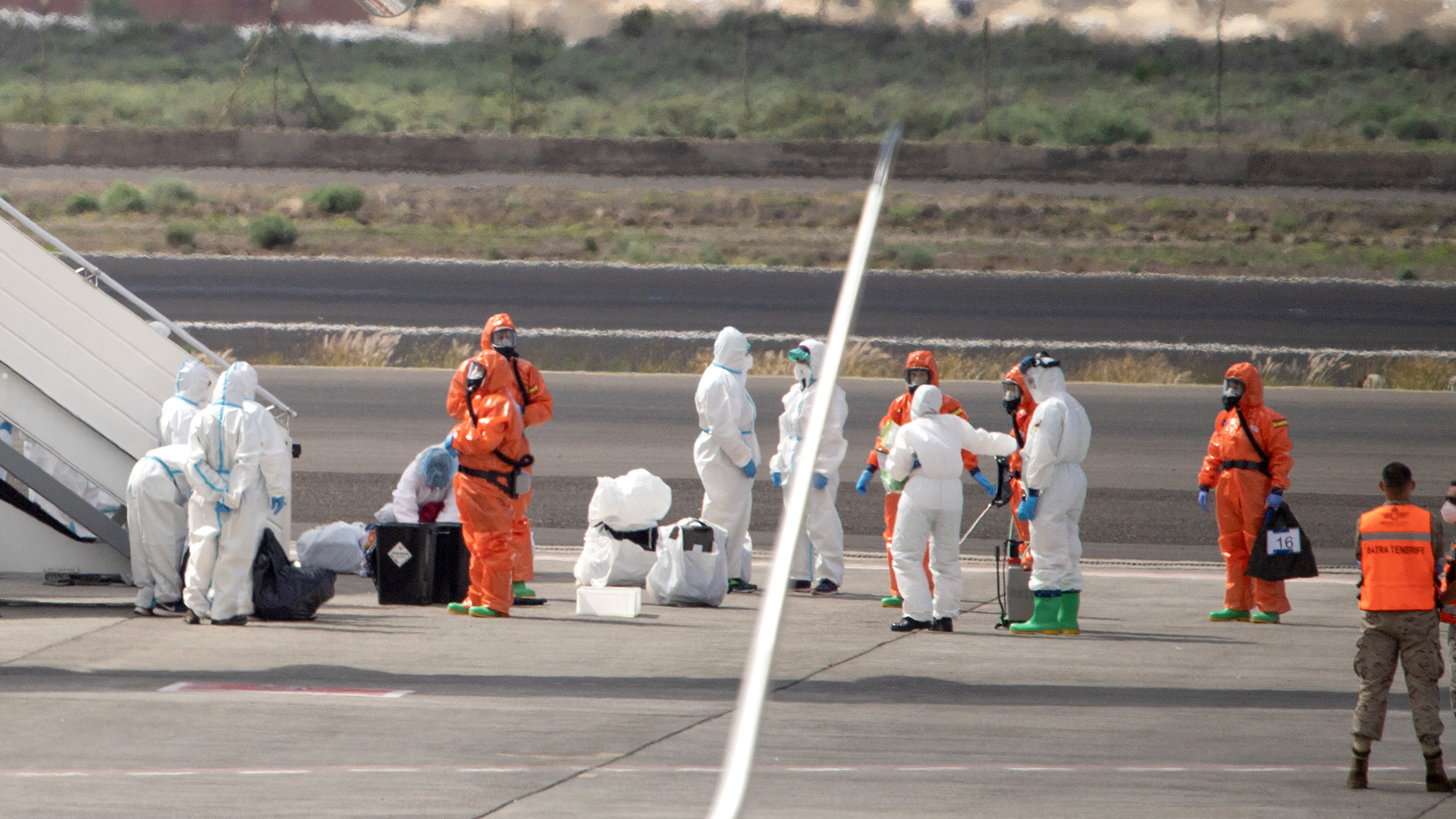Americans From Hantavirus-Hit Cruise Arrive in US for Monitoring