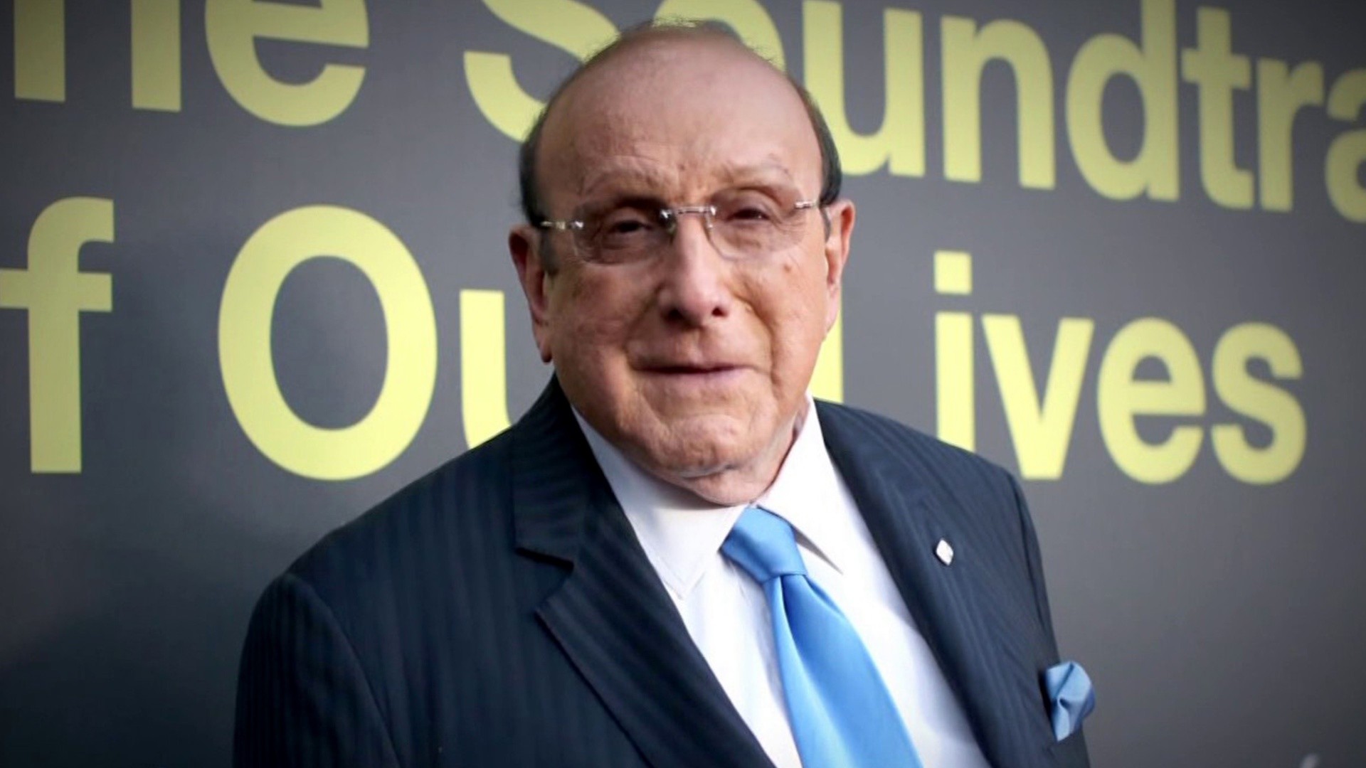 Clive Davis, Music Executive and Star-Maker, Dies at 94