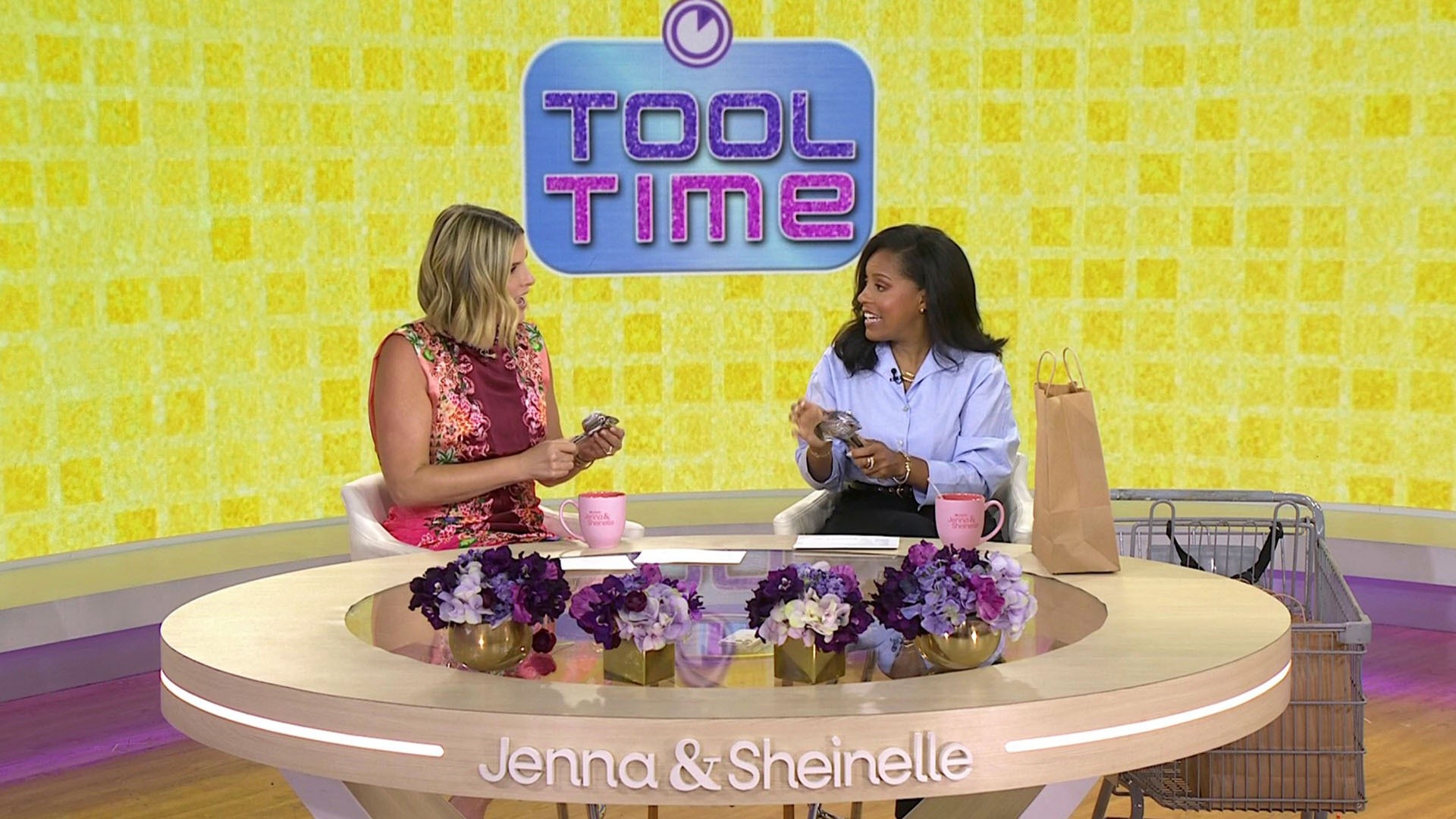 See Jenna and Sheinelle Try and Guess What These Gadgets Do