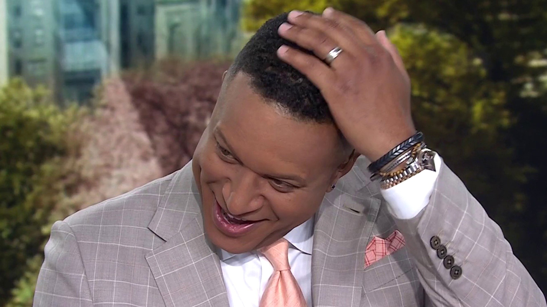 Craig Melvin’s New Hairstyle Gets a Reaction After TODAY Debut