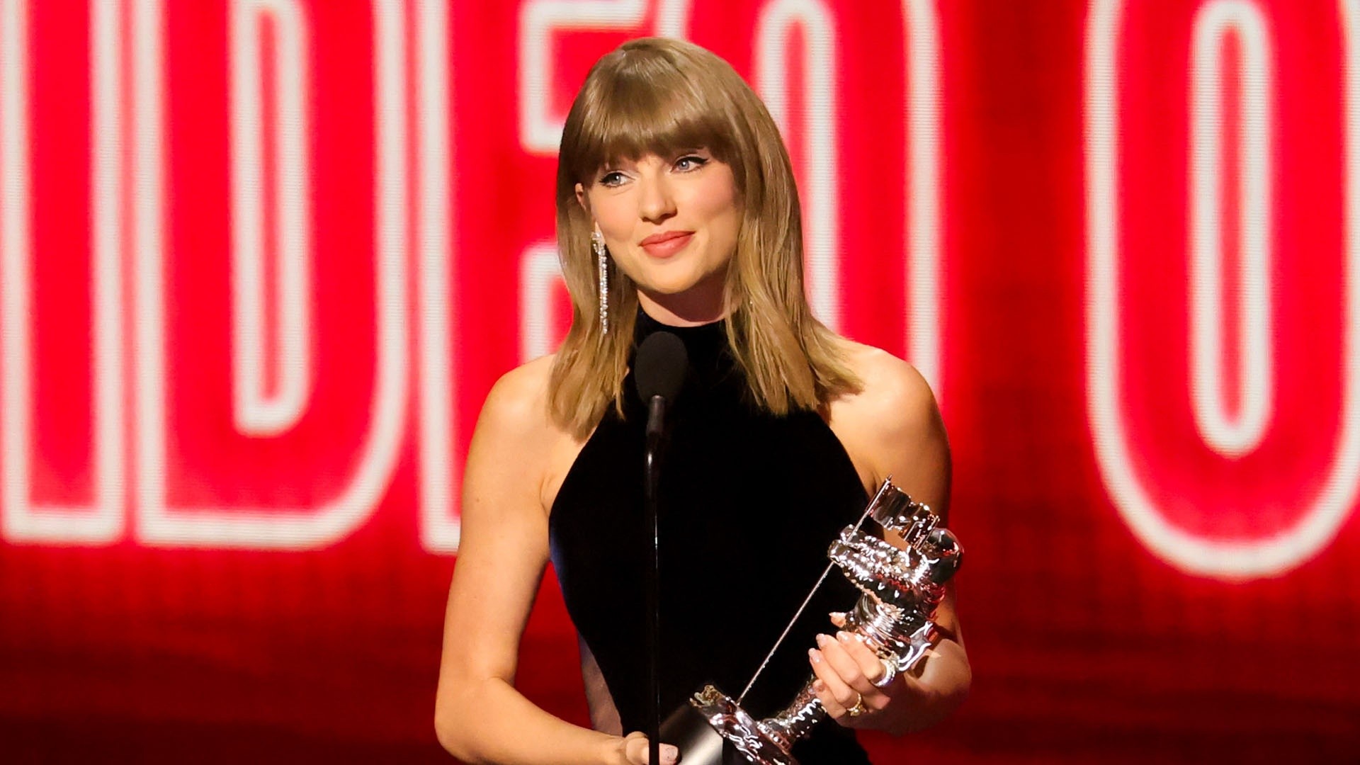 2026 VMAs: See Winners, Performances, Surprises and Tributes
