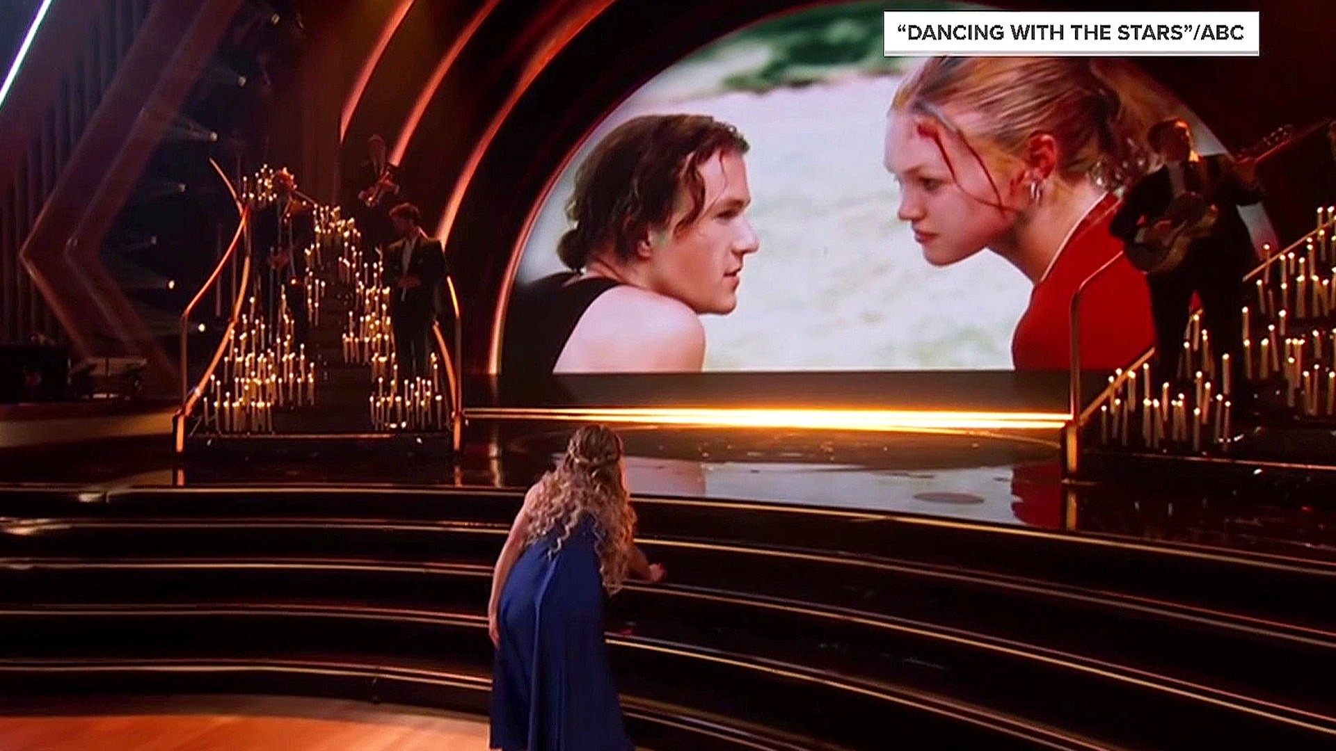 Julia Stiles Honors Heath Ledger on ‘Dancing With the Stars’