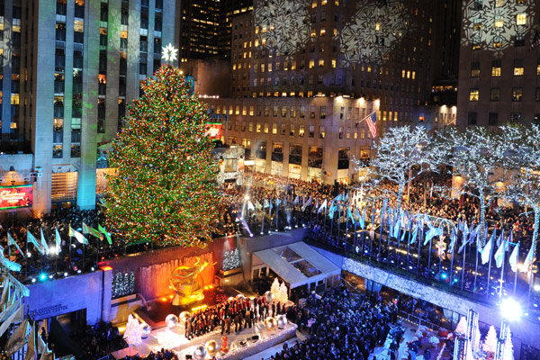 Bieber Fever At 30 Rock Tree Lighting