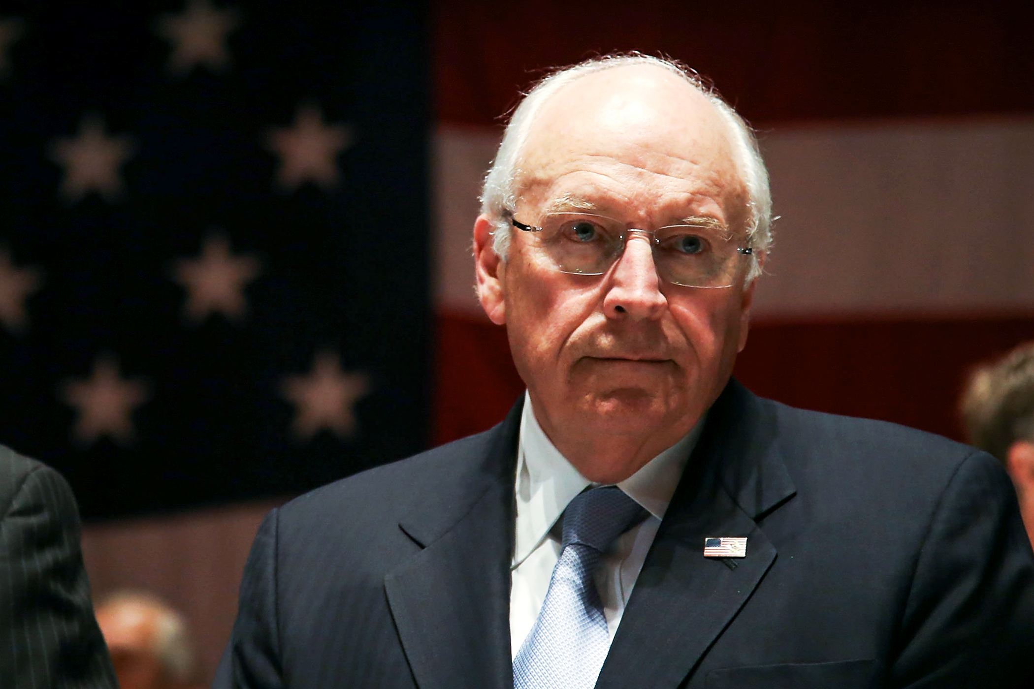Dick Cheney picks sides