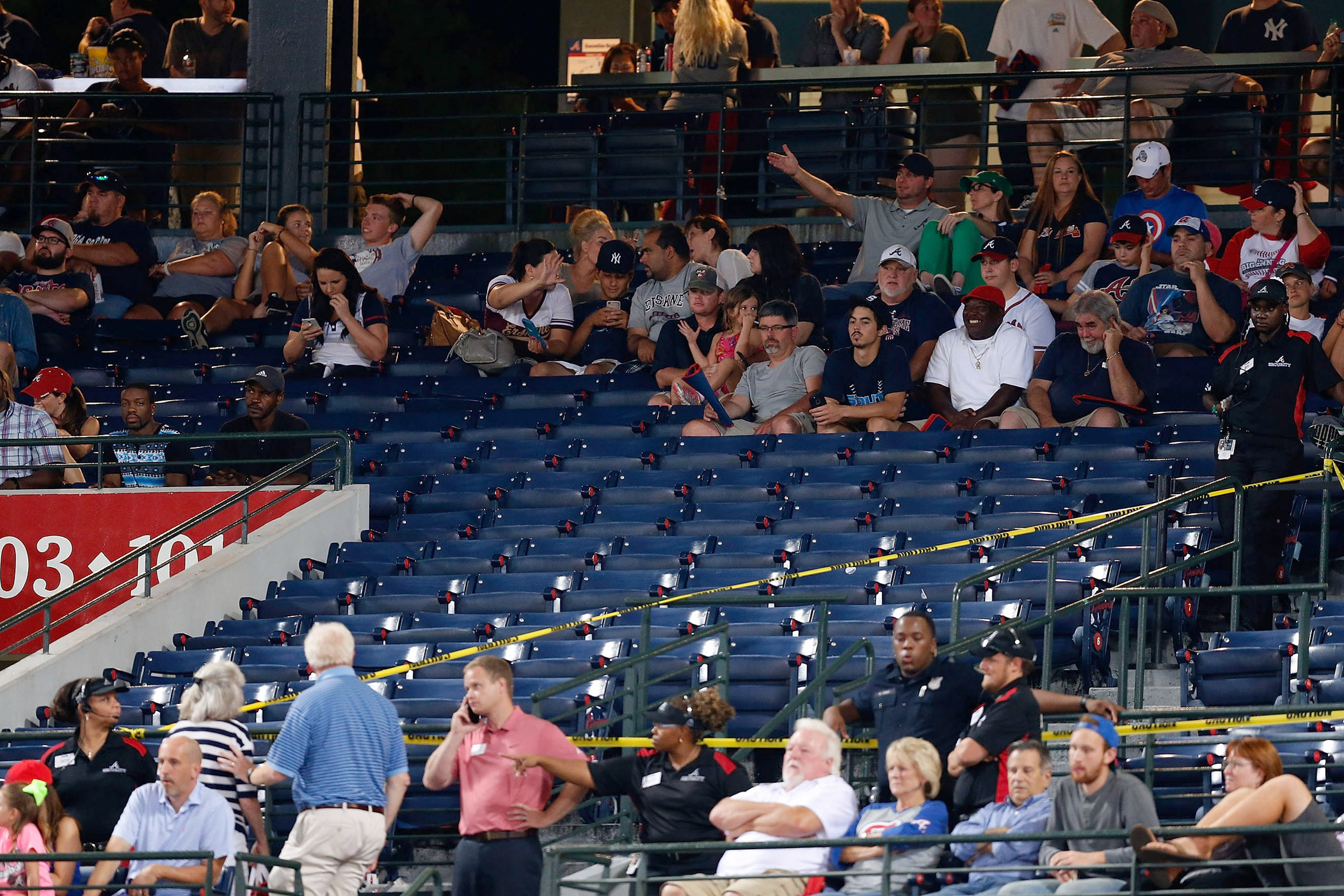 Fan dies in fall from upper deck at Turner Field