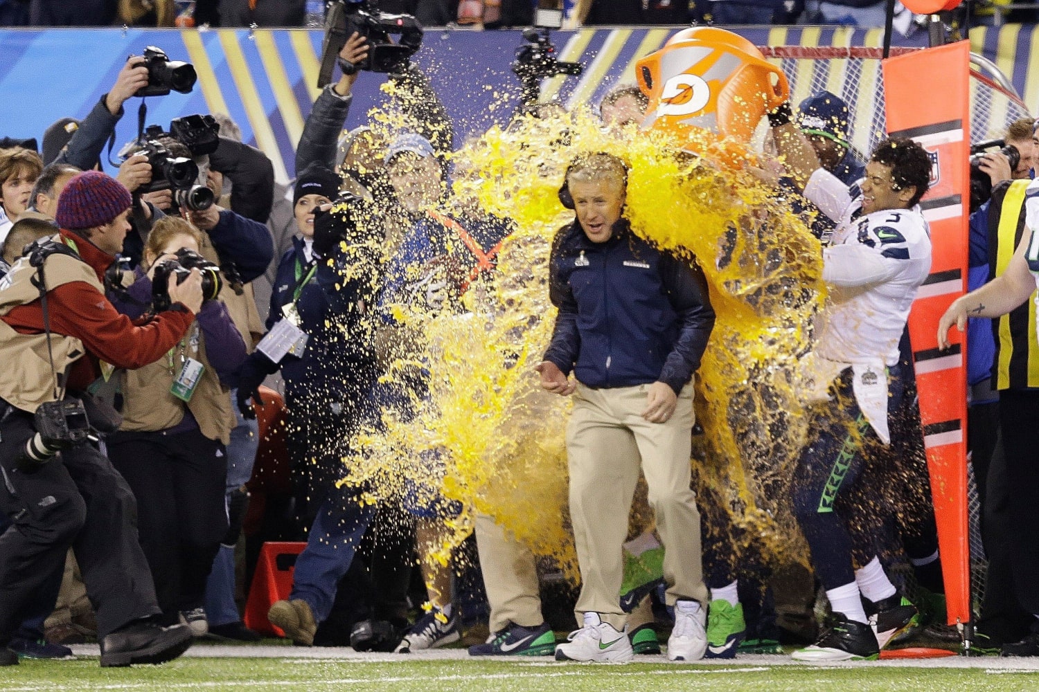 Super Bowl XLVIII – NO-MAHA! Seahawks crush Broncos, 43-8 – New York Daily  News