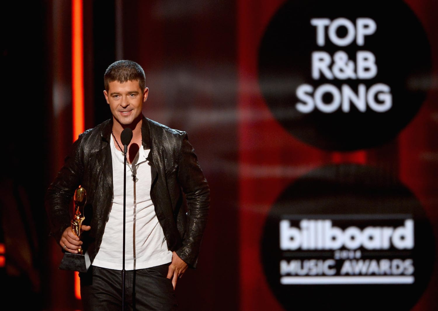 Michael Jackson Hologram Wows Billboards, Timberlake Wins Seven, image size:1500x1067