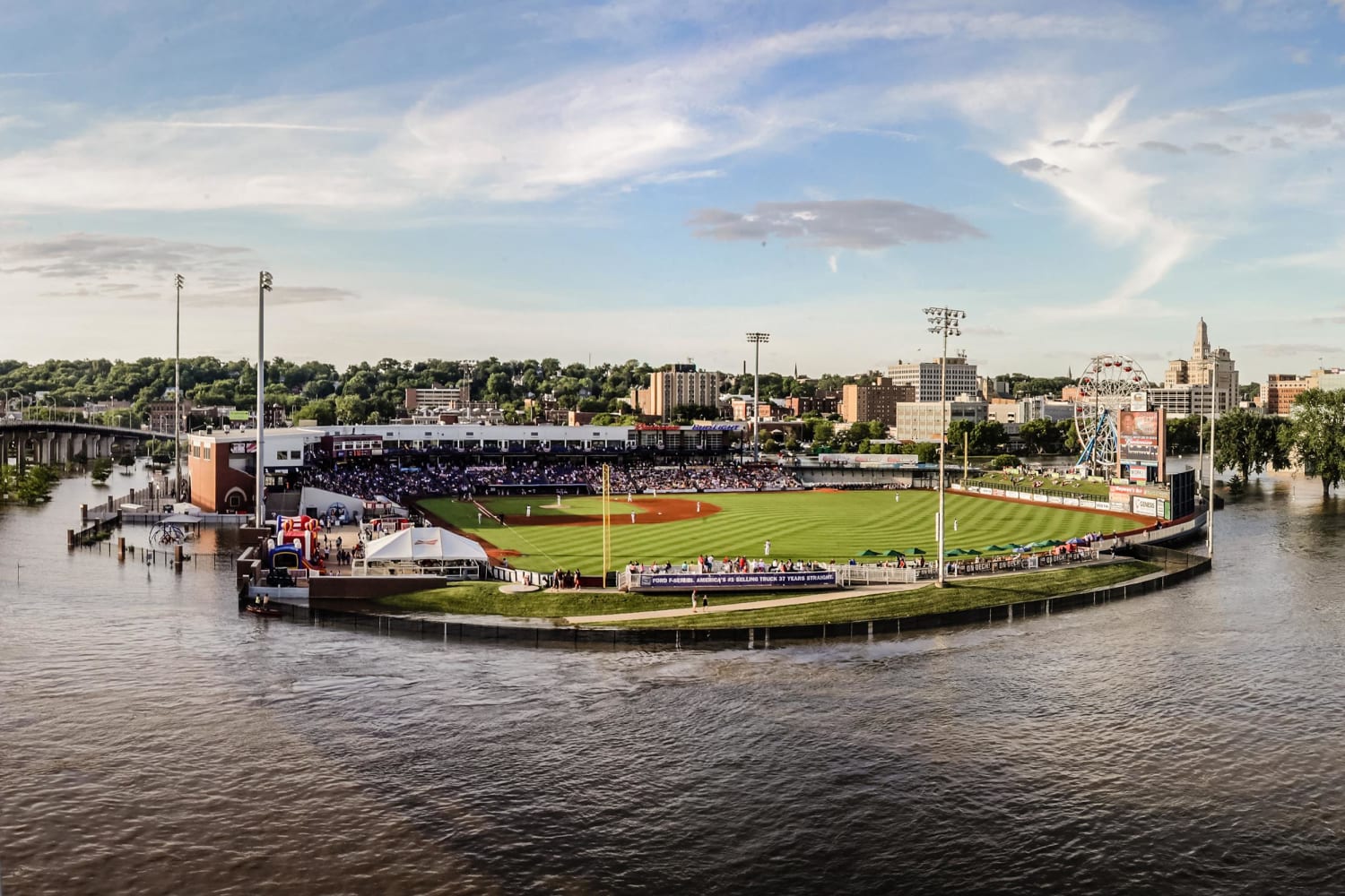 Flood or not, River Bandits are ready to play