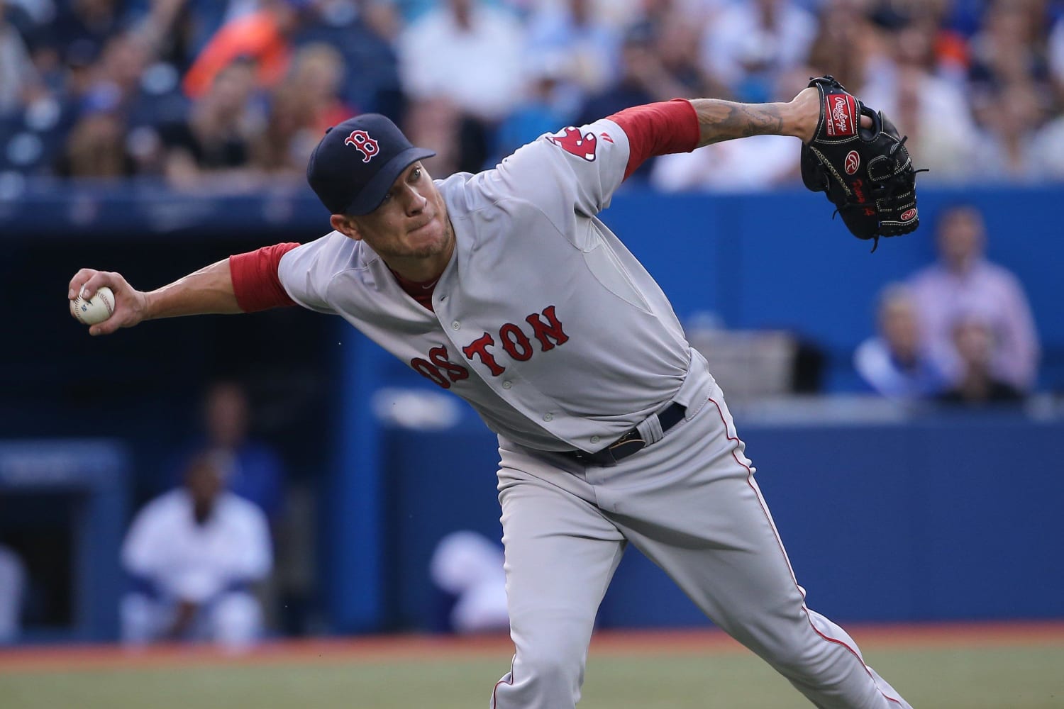 Red Sox trade Jake Peavy to Giants