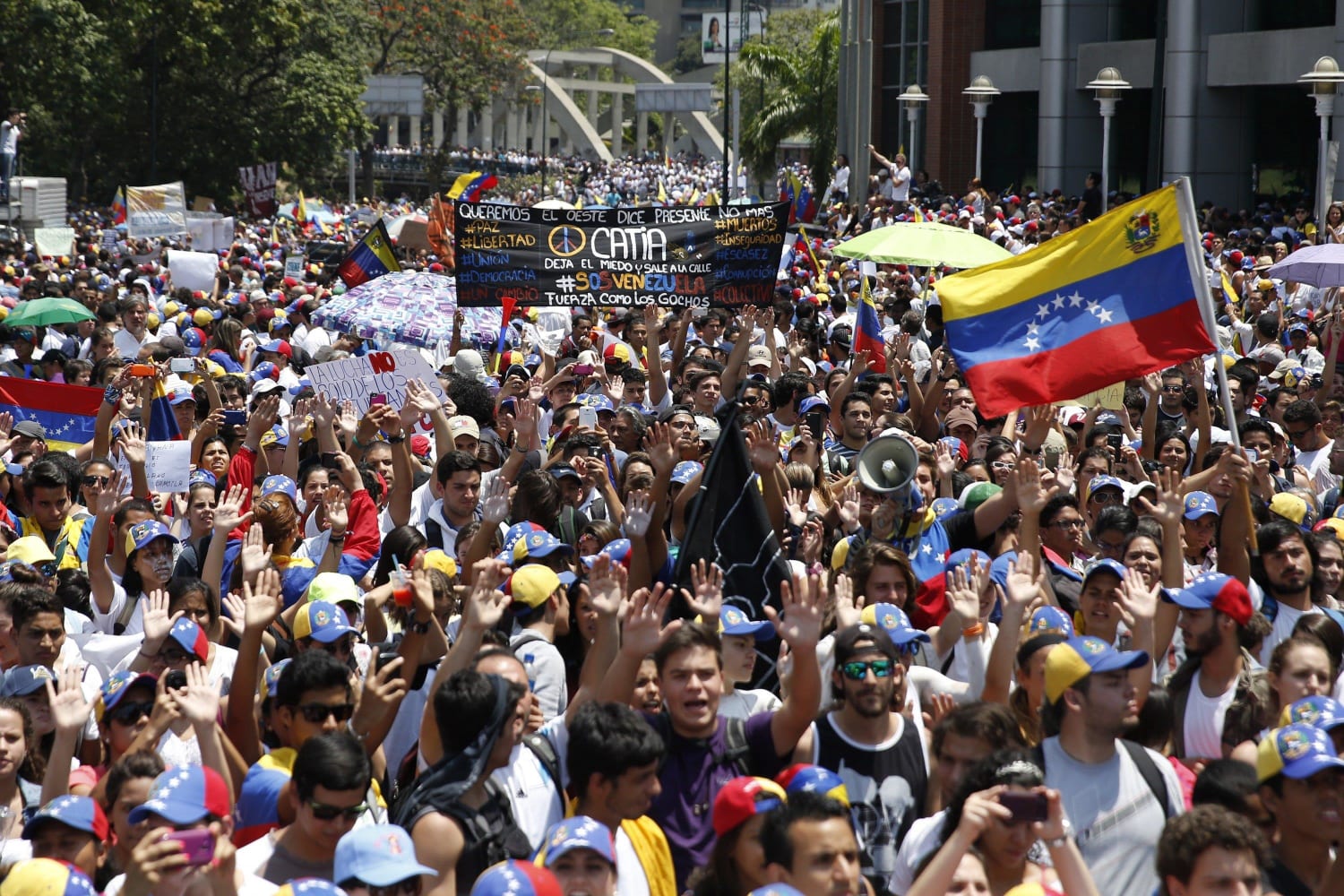 Venezuela: Indigenous Peoples March Against Criminal Blockade & Sanctions –  Orinoco Tribune – News and opinion pieces about Venezuela and beyond