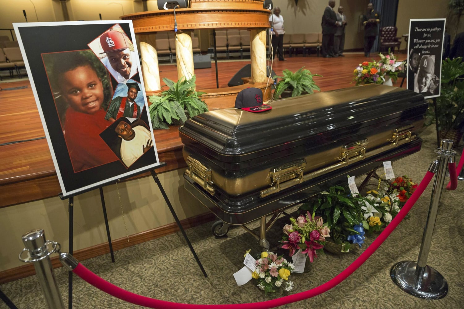 Crying For Justice Thousands Mourn Michael Brown At Funeral