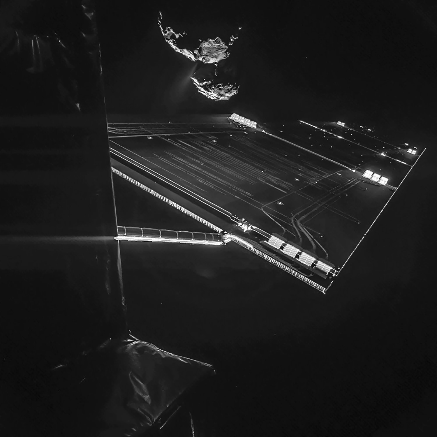 Rosetta Probe Snaps Selfie With Comet Before Historic Landing