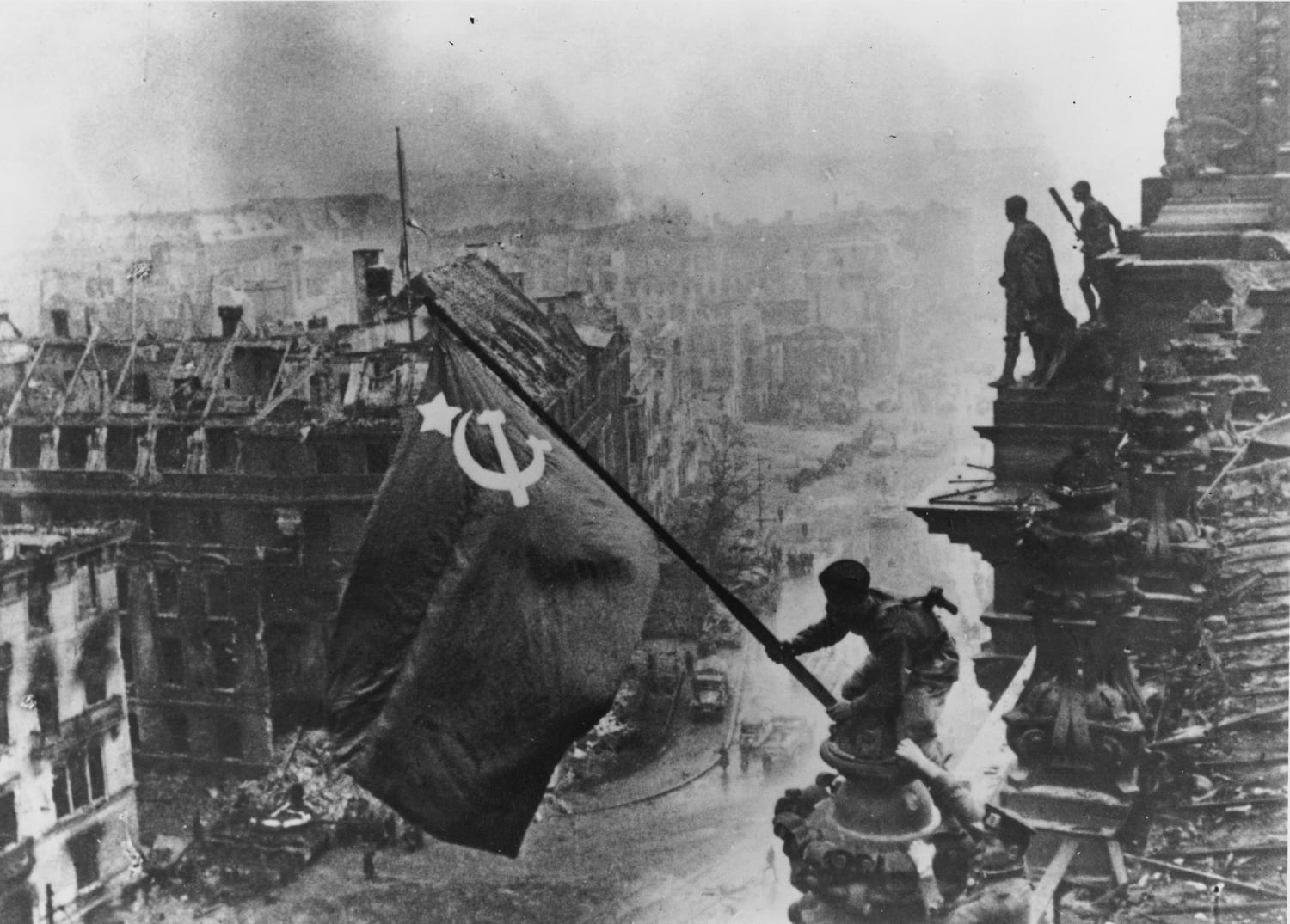 A City Torn Apart: Americans in Berlin – Association for Diplomatic Studies  \u0026 Training, image size:1500x1075