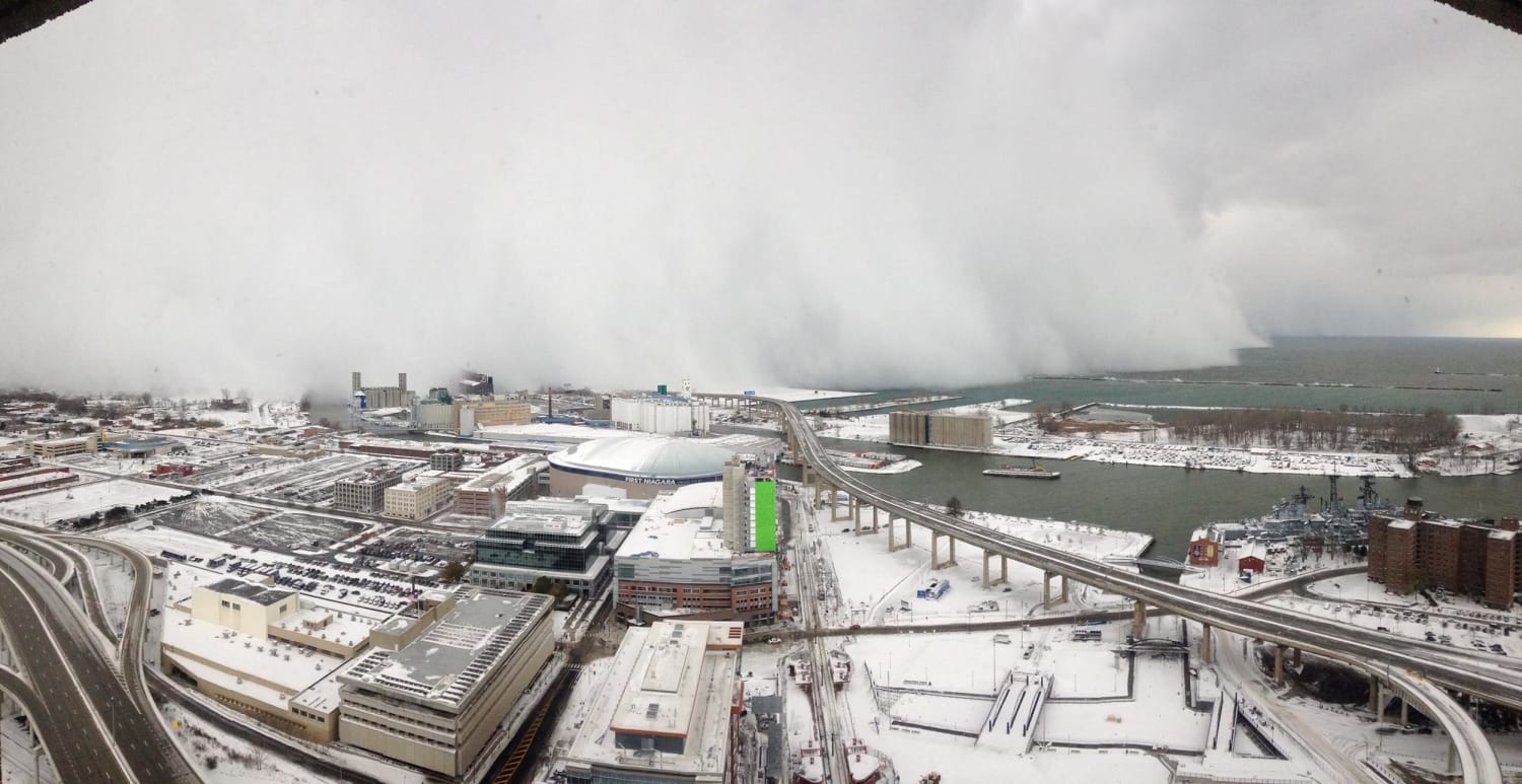 uheldigvis procent heldig Here Comes the Snow: Wall of Weather Blankets Buffalo