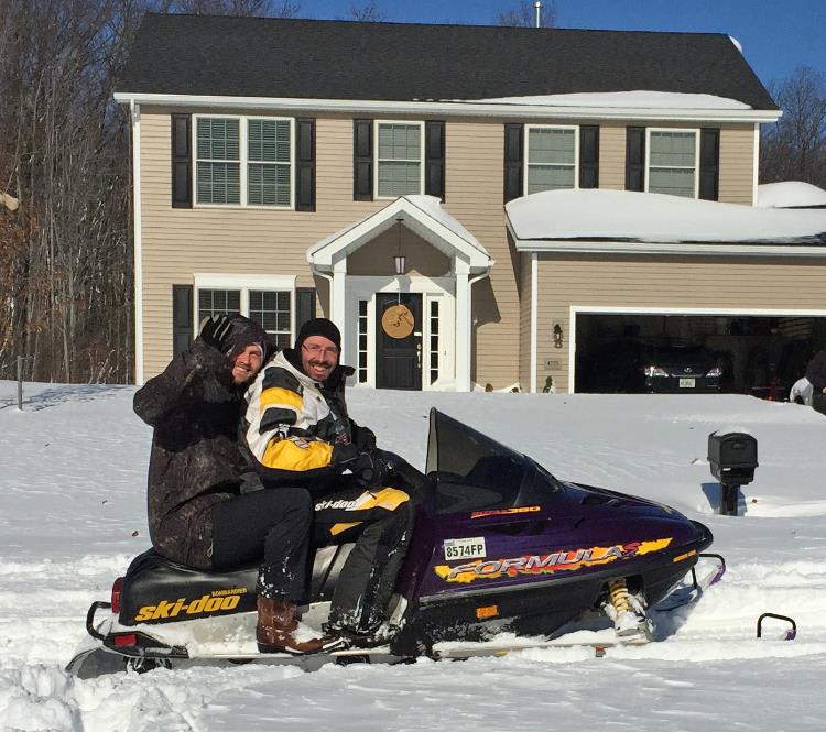 Snow-Trapped Buffalo Bills Players Have Turned to iPads to