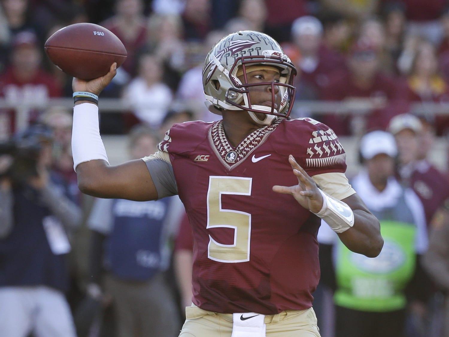 Jameis Winston cleared in FSU code of conduct hearing