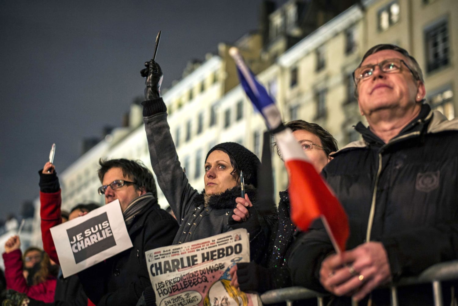New Charlie Hebdo Issue Skewers PEN Critics - The New York Times