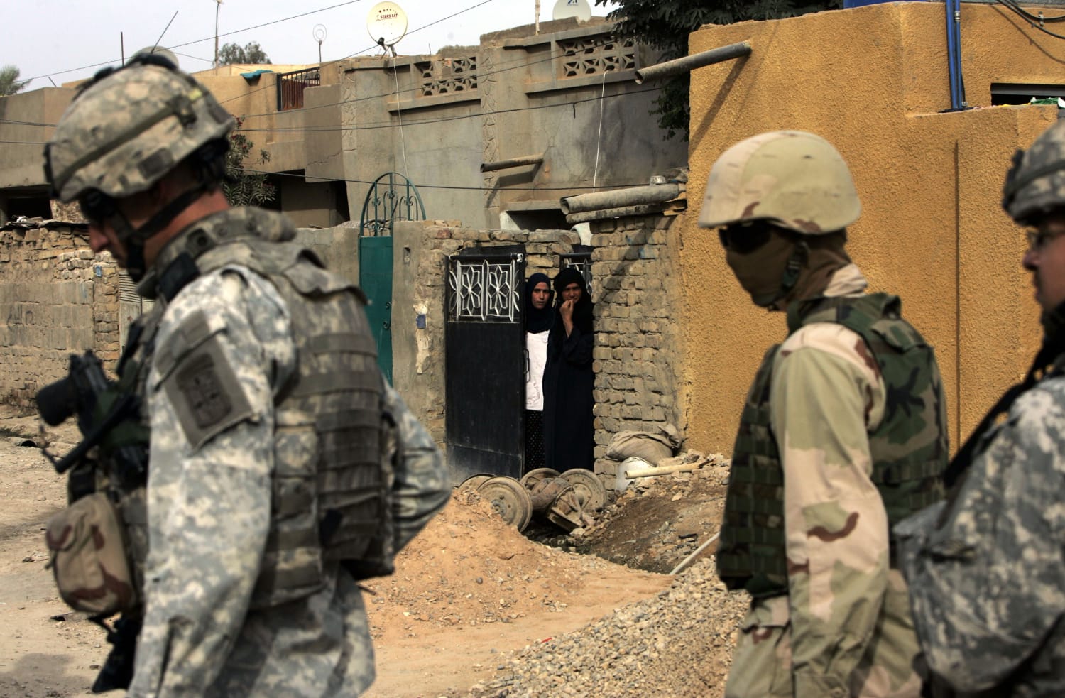 Iraqi Interpreters: Global Linguist Solutions Cost Us Thousands in Rebates