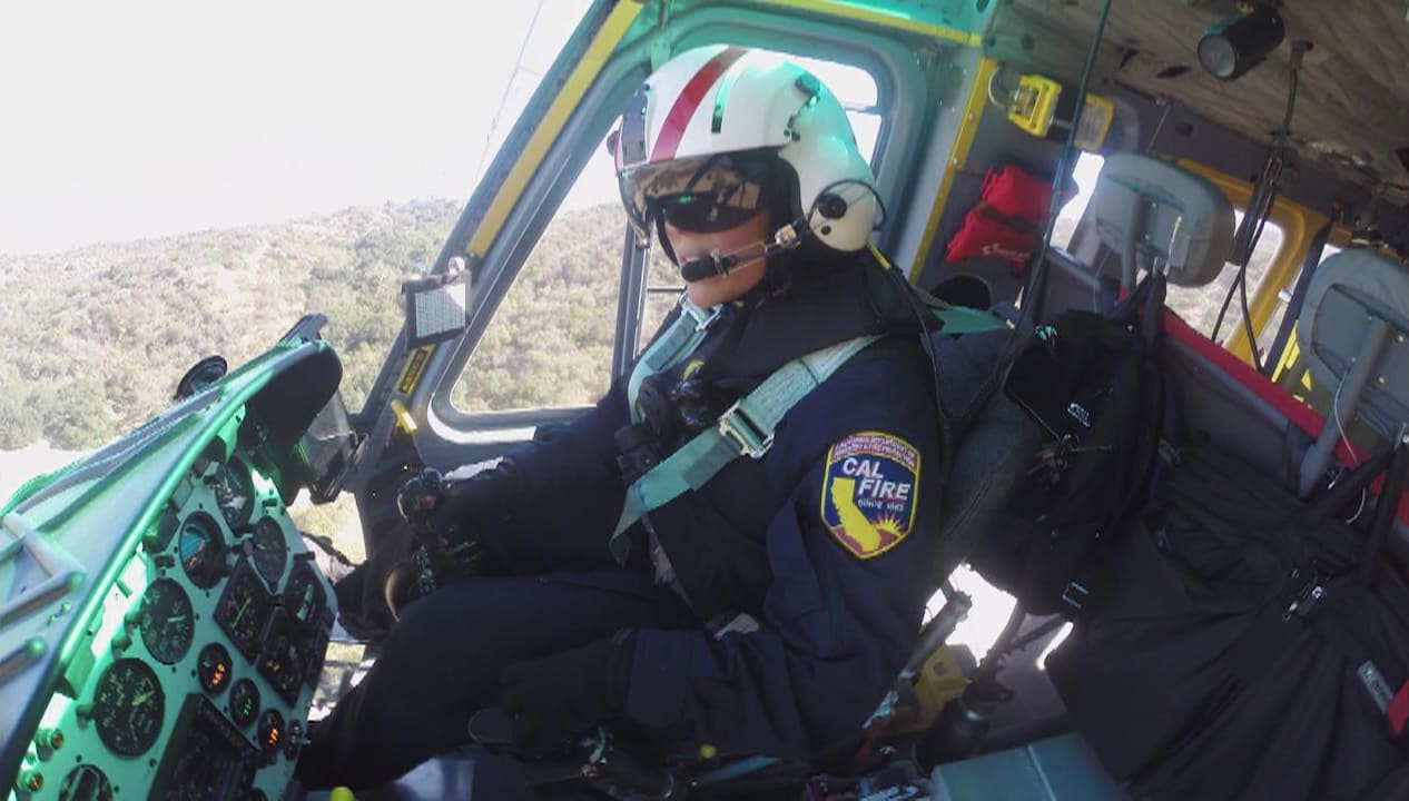 cal-fire-s-1st-full-time-female-fire-pilot-says-job-is-dream-come-true