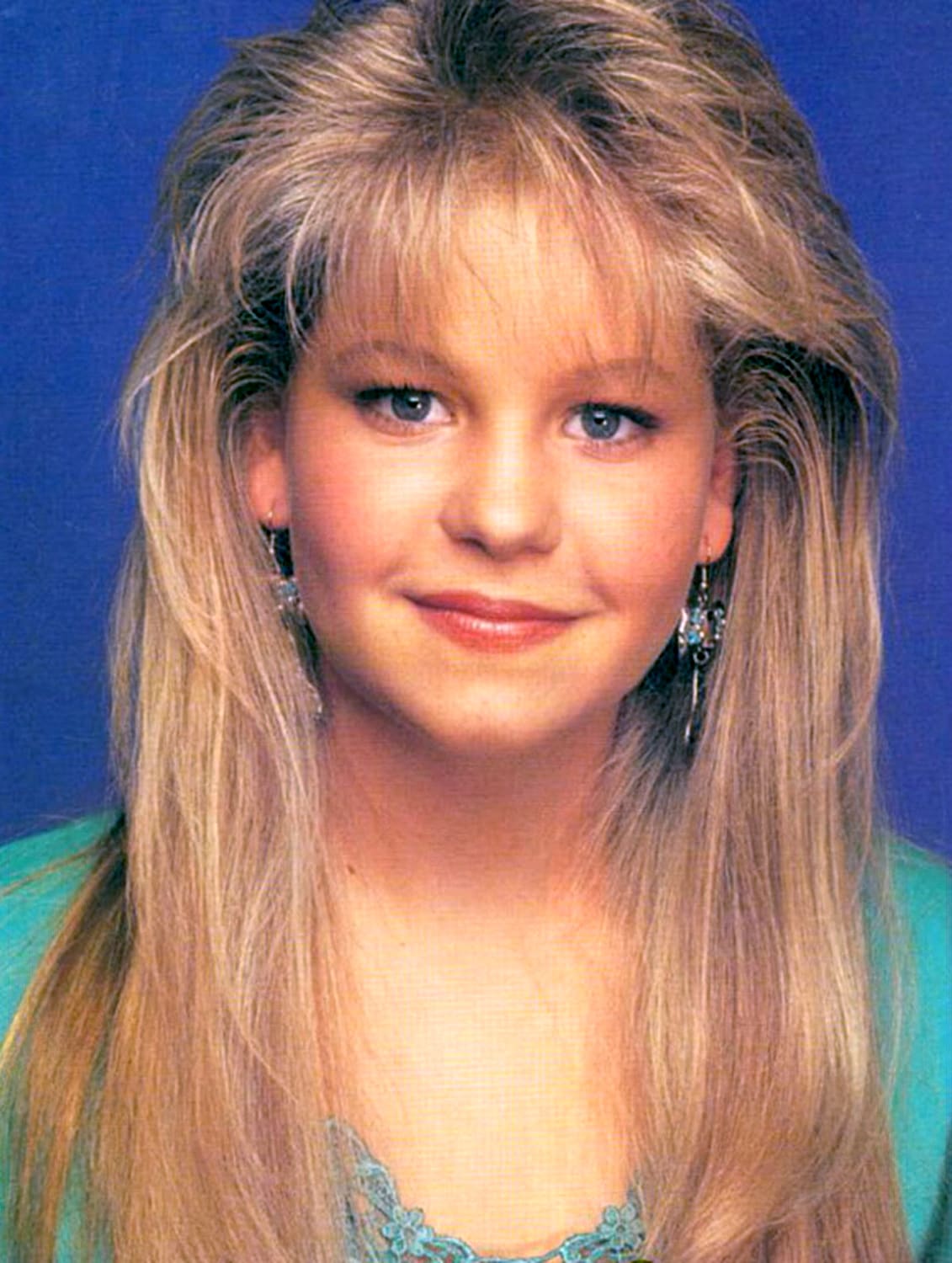 Candace Cameron reveals details on 'Full House' spinoff Candace Cameron reveals details on 'Full House' spinoff